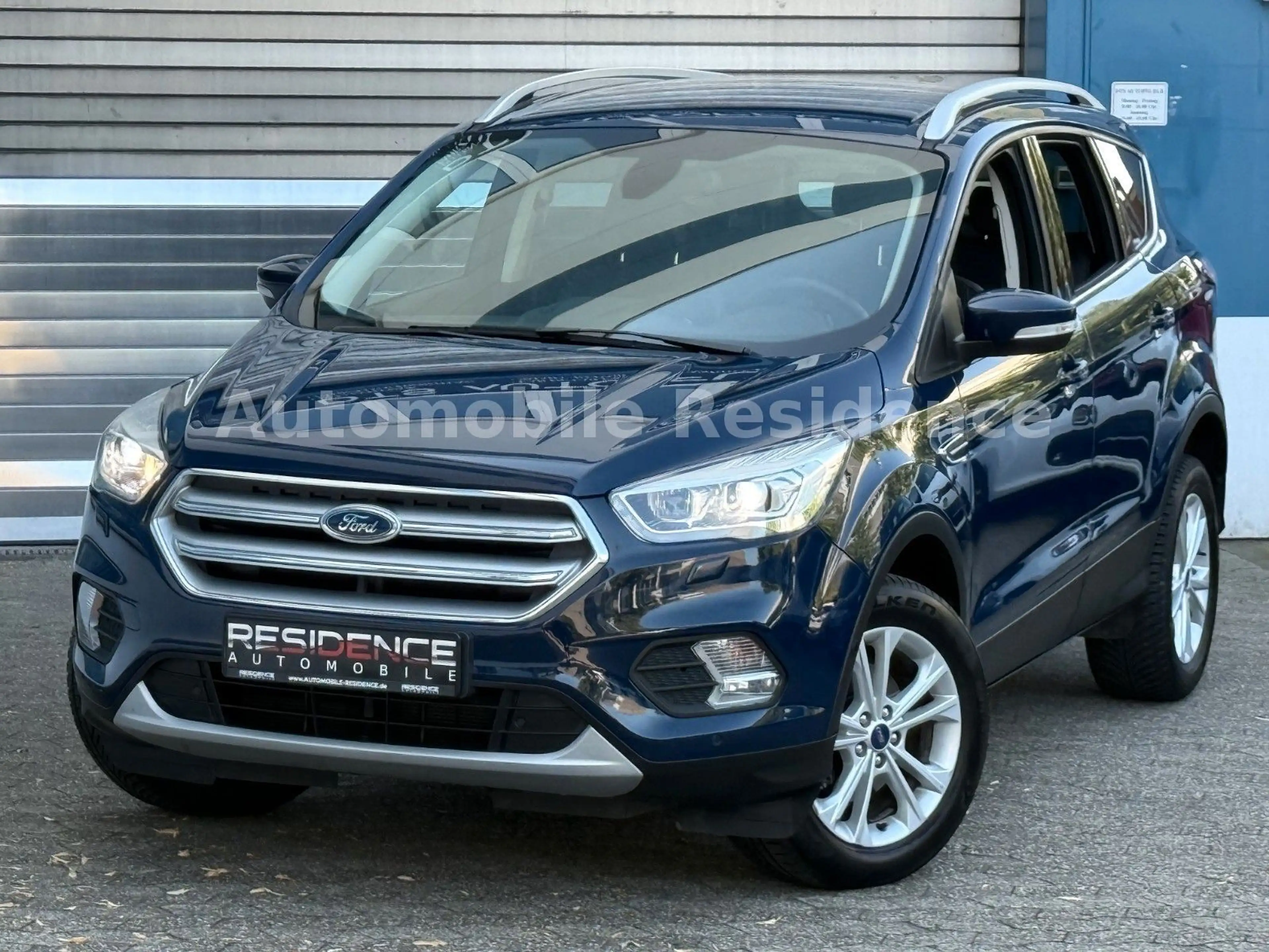 Ford Kuga Titanium Eco.1.5*NAVI*LEDER*LED*SHZ*CAM*MFL
