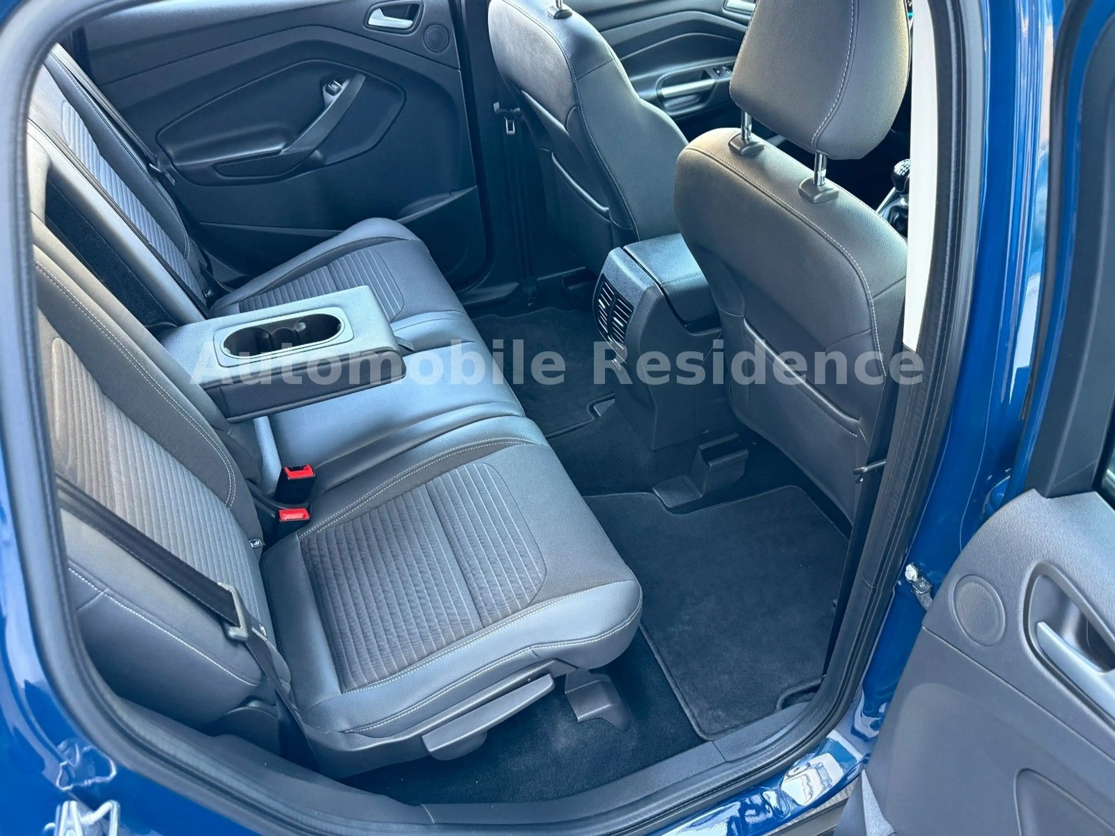 Ford Kuga Titanium Eco.1.5*NAVI*LEDER*LED*SHZ*CAM*MFL — photo 11