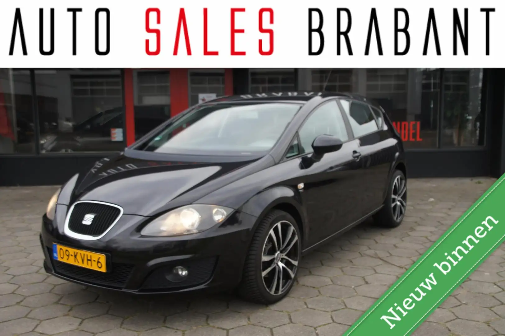 SEAT Leon 1.4 TSI Businessline Zwart - 1