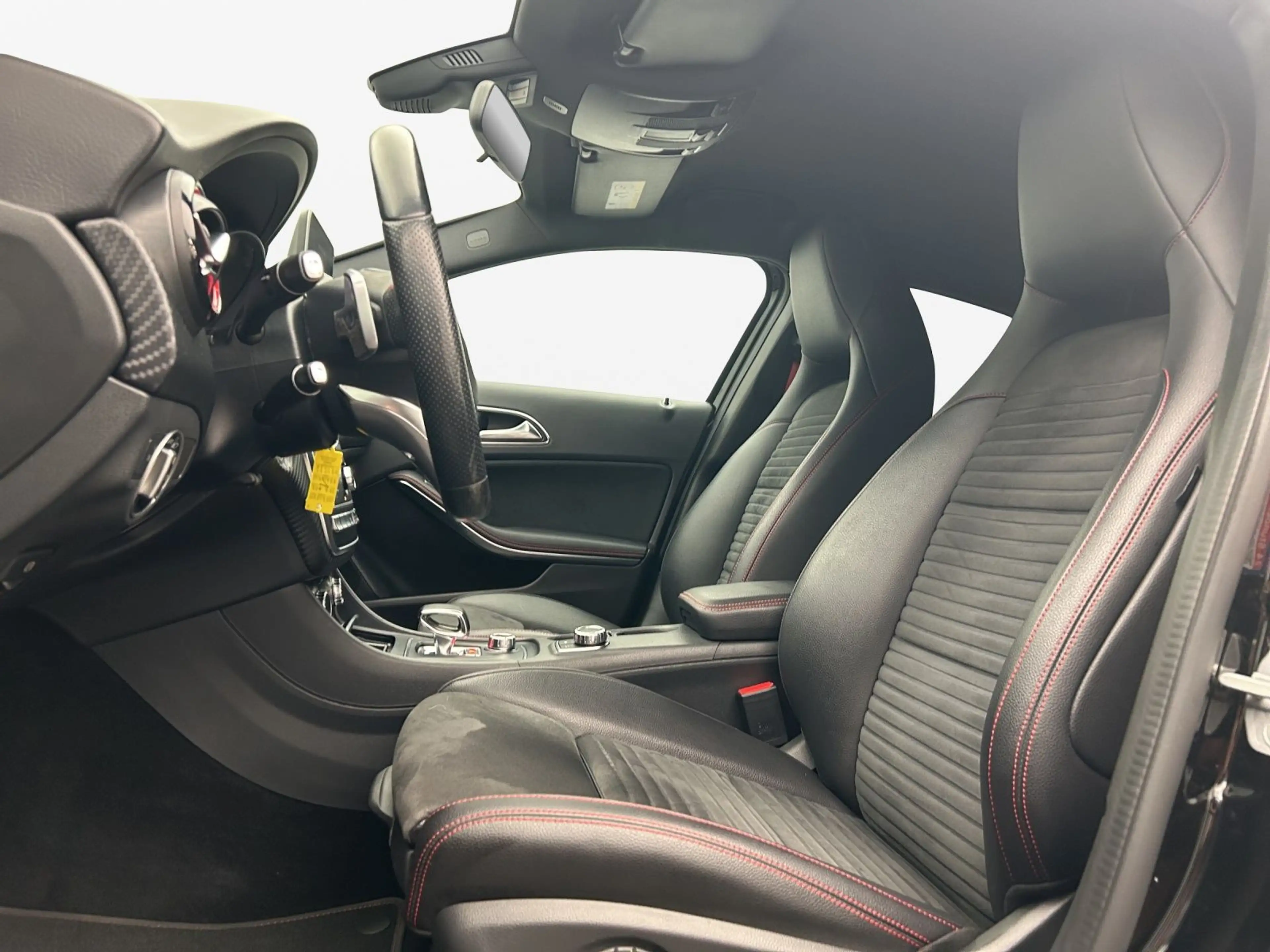 Mercedes-Benz A 45 AMG 4Matic*SAGA*PDC*LED*NAV*SHZ* — photo 10
