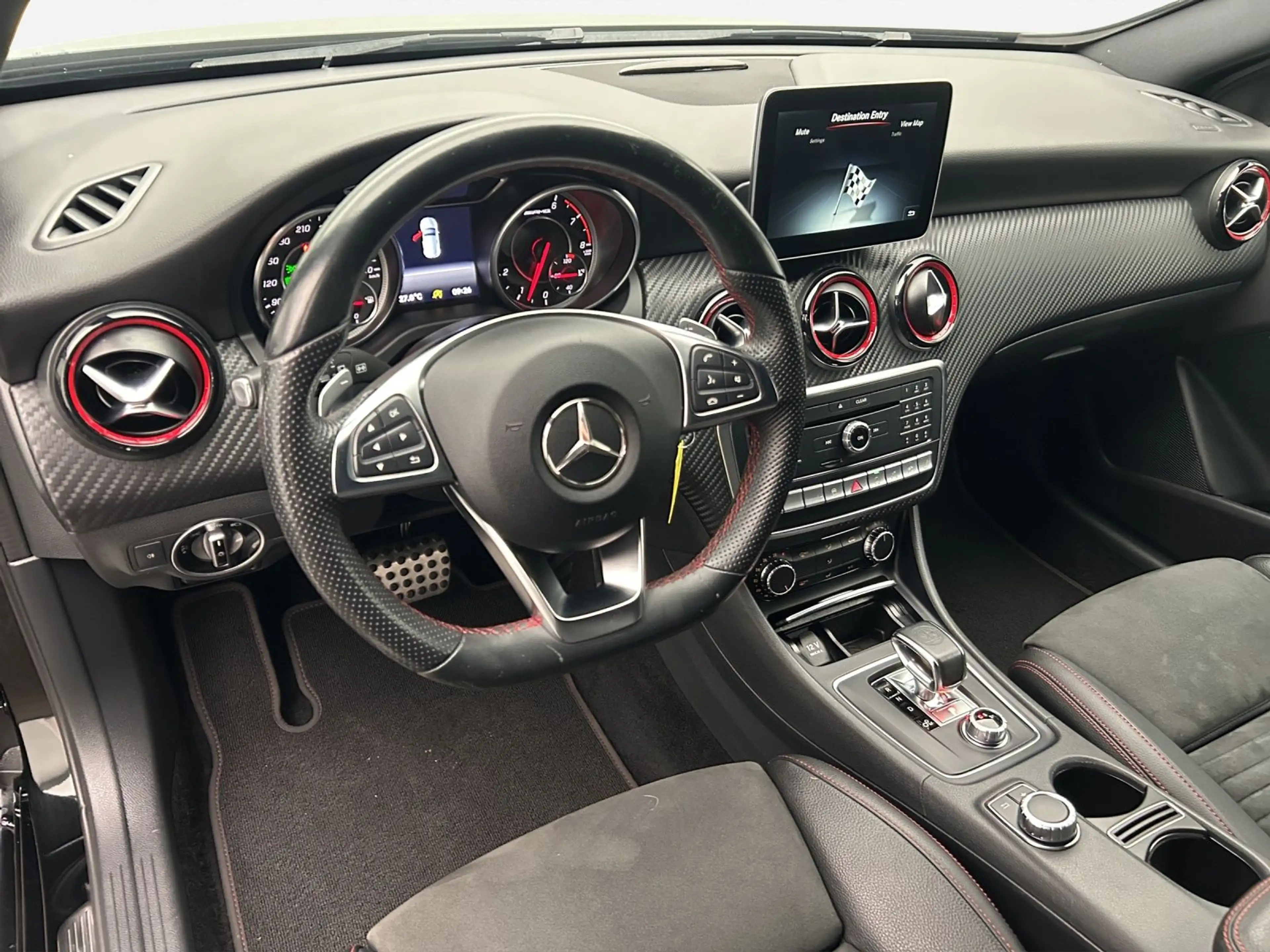 Mercedes-Benz A 45 AMG 4Matic*SAGA*PDC*LED*NAV*SHZ* — photo 5