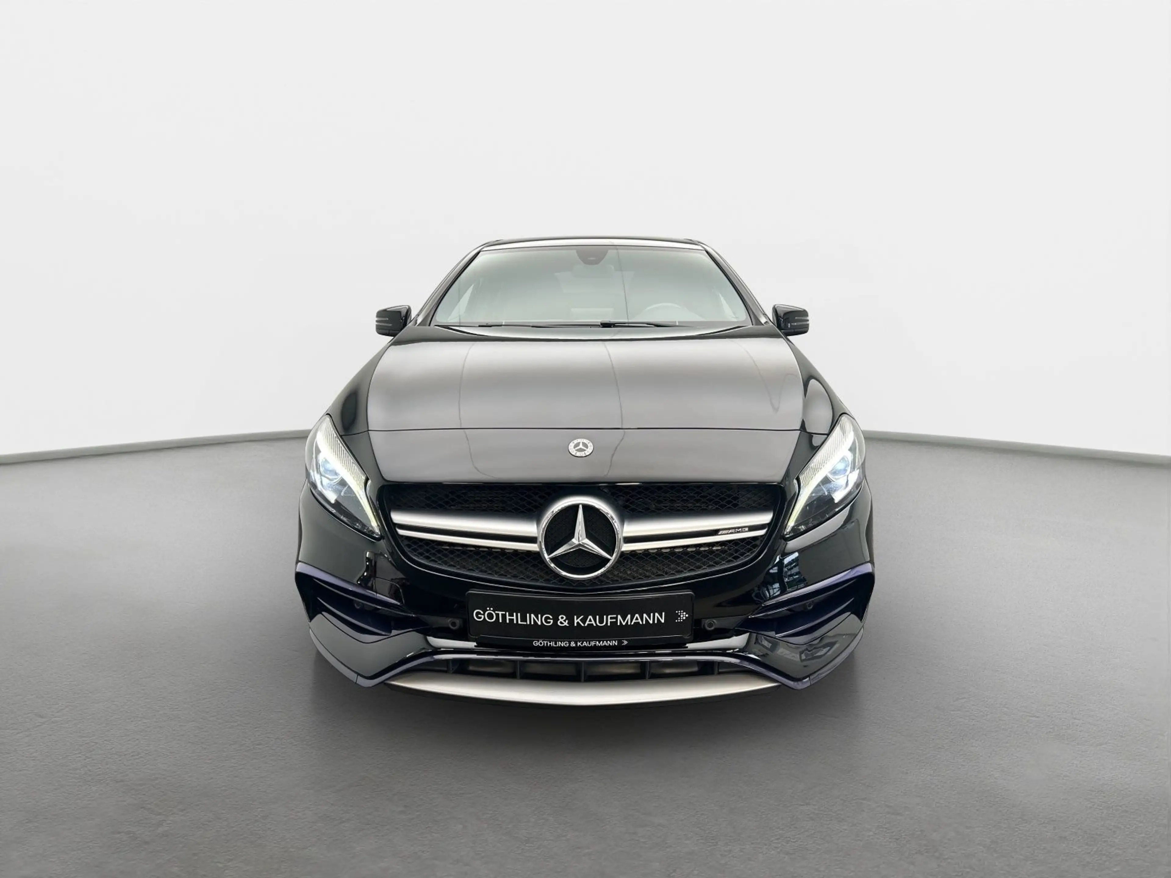 Mercedes-Benz A 45 AMG 4Matic*SAGA*PDC*LED*NAV*SHZ* — photo 12