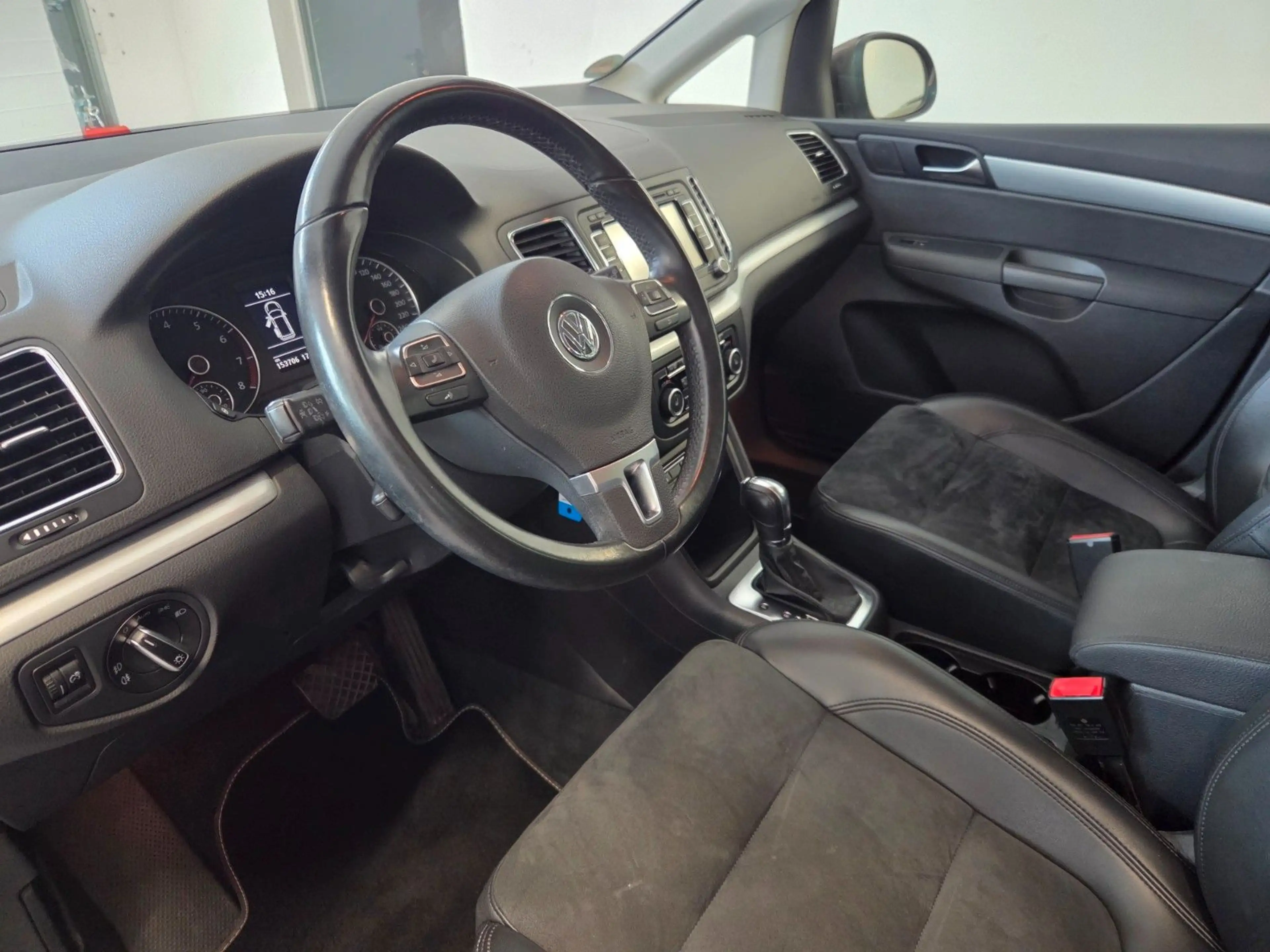 Volkswagen Sharan Highline BMT"Elecktr. Schiebertüre — photo 9