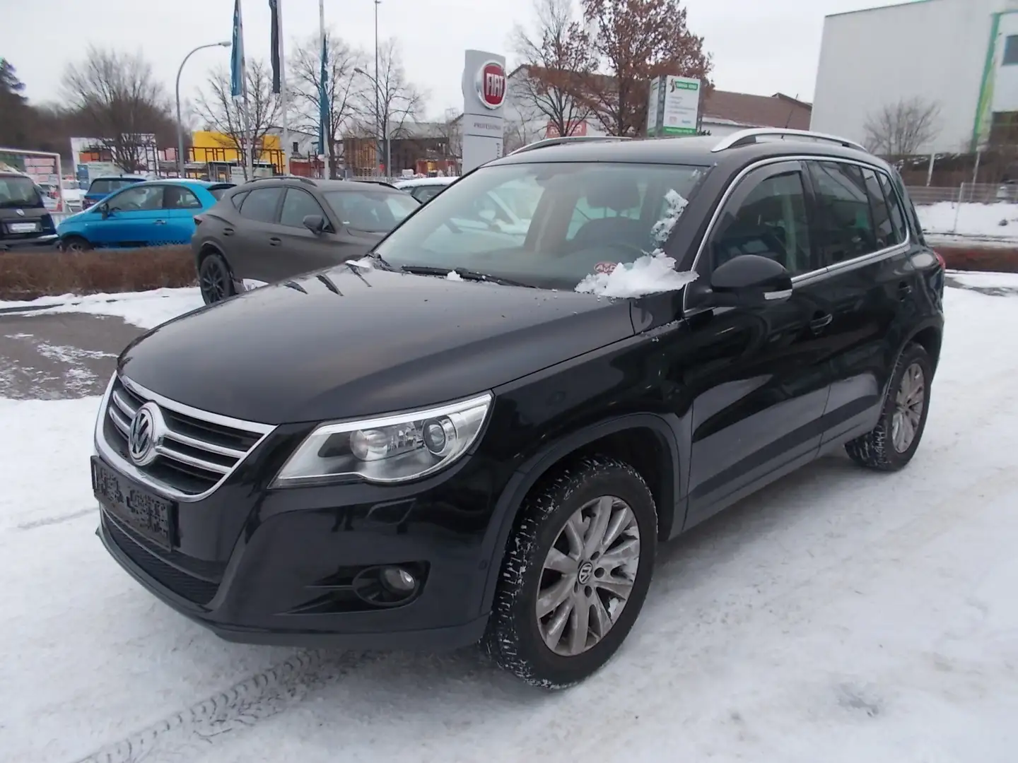 Volkswagen Tiguan Team 2.0 TDI 140 PS 4Motion Schwarz - 1