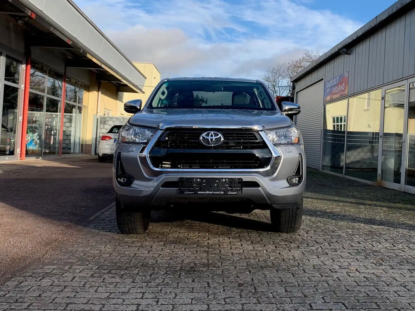 Toyota Hilux Extra Cab Comfort 4x4 Grau - 2