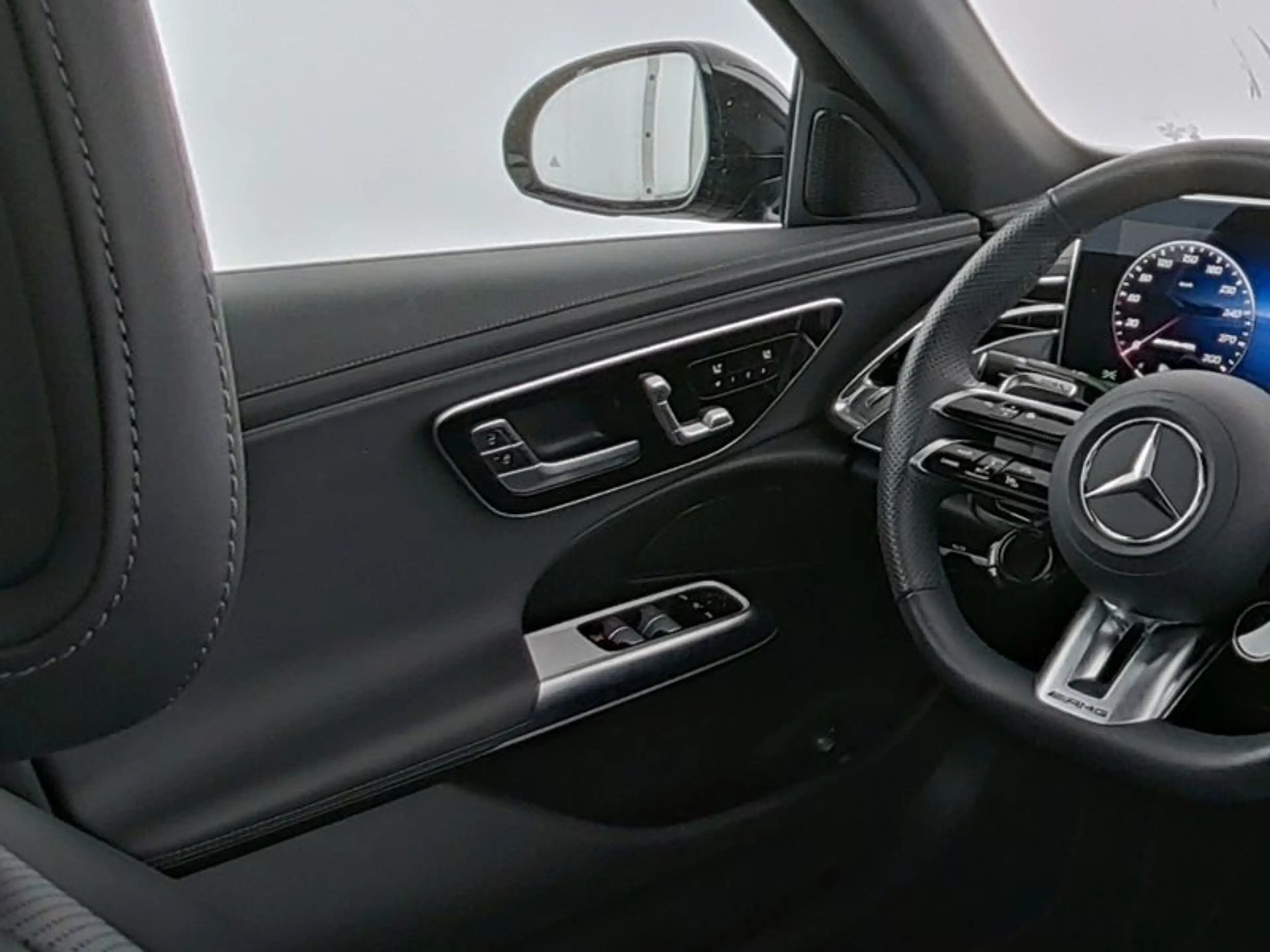 Mercedes-Benz E 53 AMG HYBRID 4M+ DIGITAL/360/Pano/Nappa/Night — photo 9