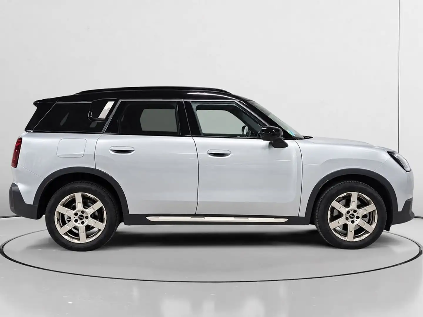 MINI One Countryman C Essential Gris - 2
