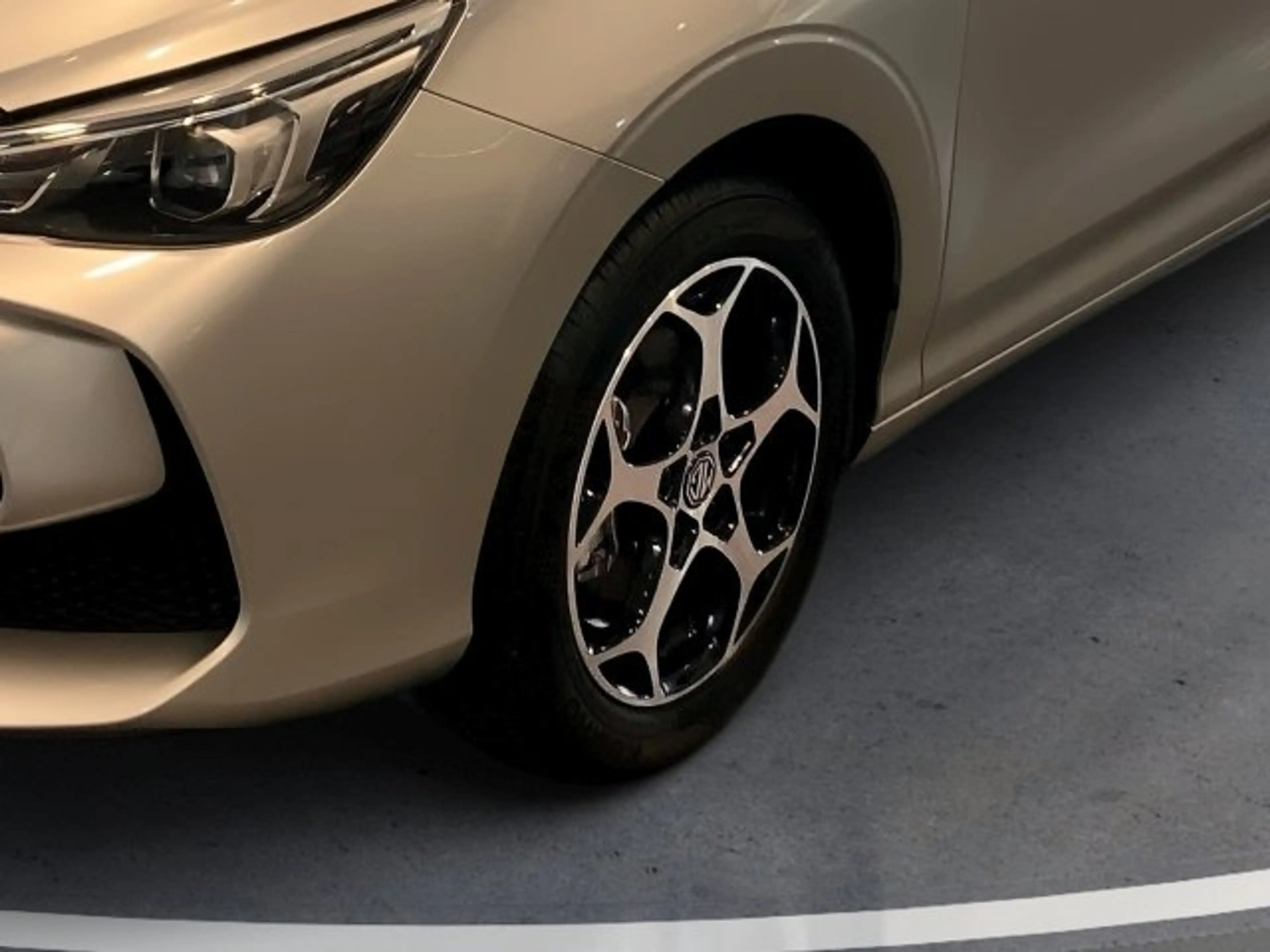 MG MG3 1,5 HEV Luxury MY26 Österreich Paket — photo 8