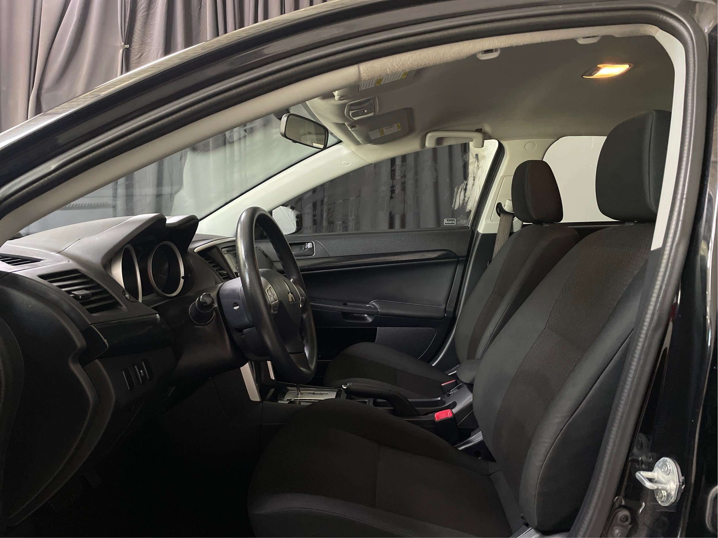 2016 Mitsubishi Lancer Sièges chauffants Caméra de recul A/C — снимка 1