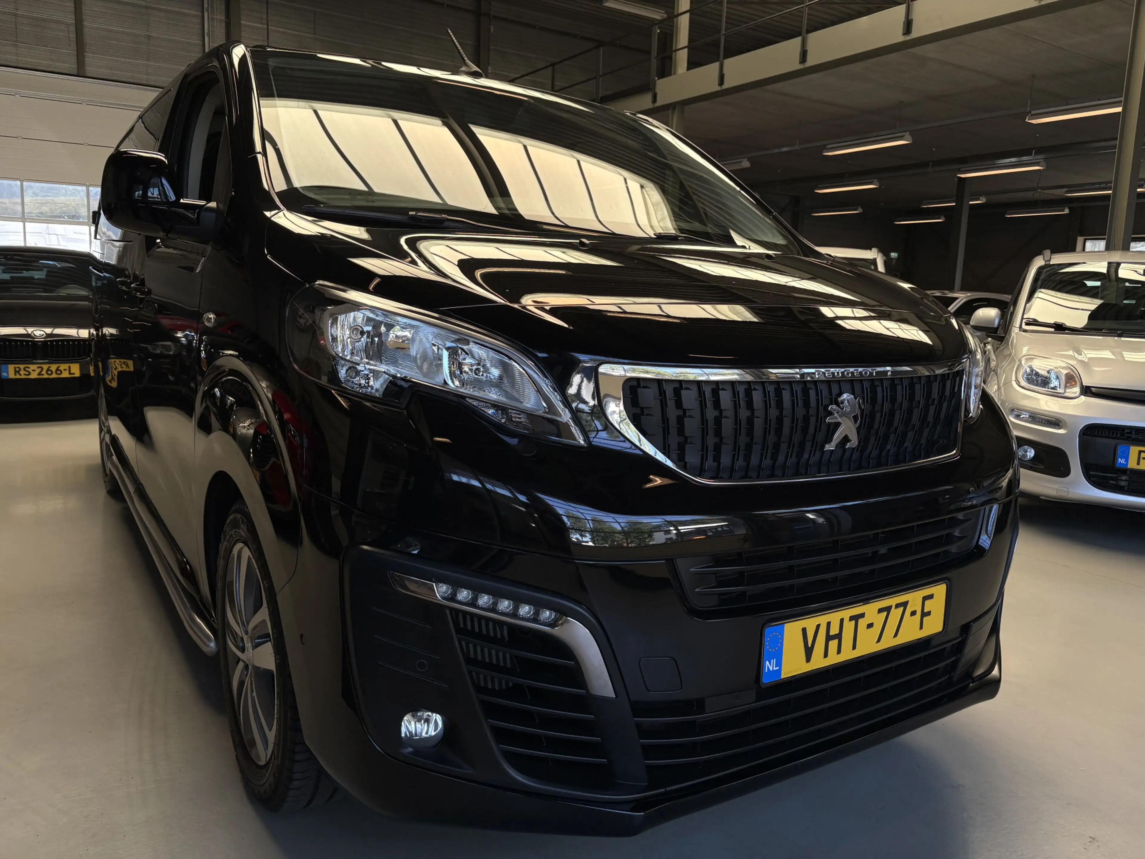 Peugeot Expert 2.0 BlueHDI 180 Long Asphalt DC Adapt. Cruise, Nav — photo 5