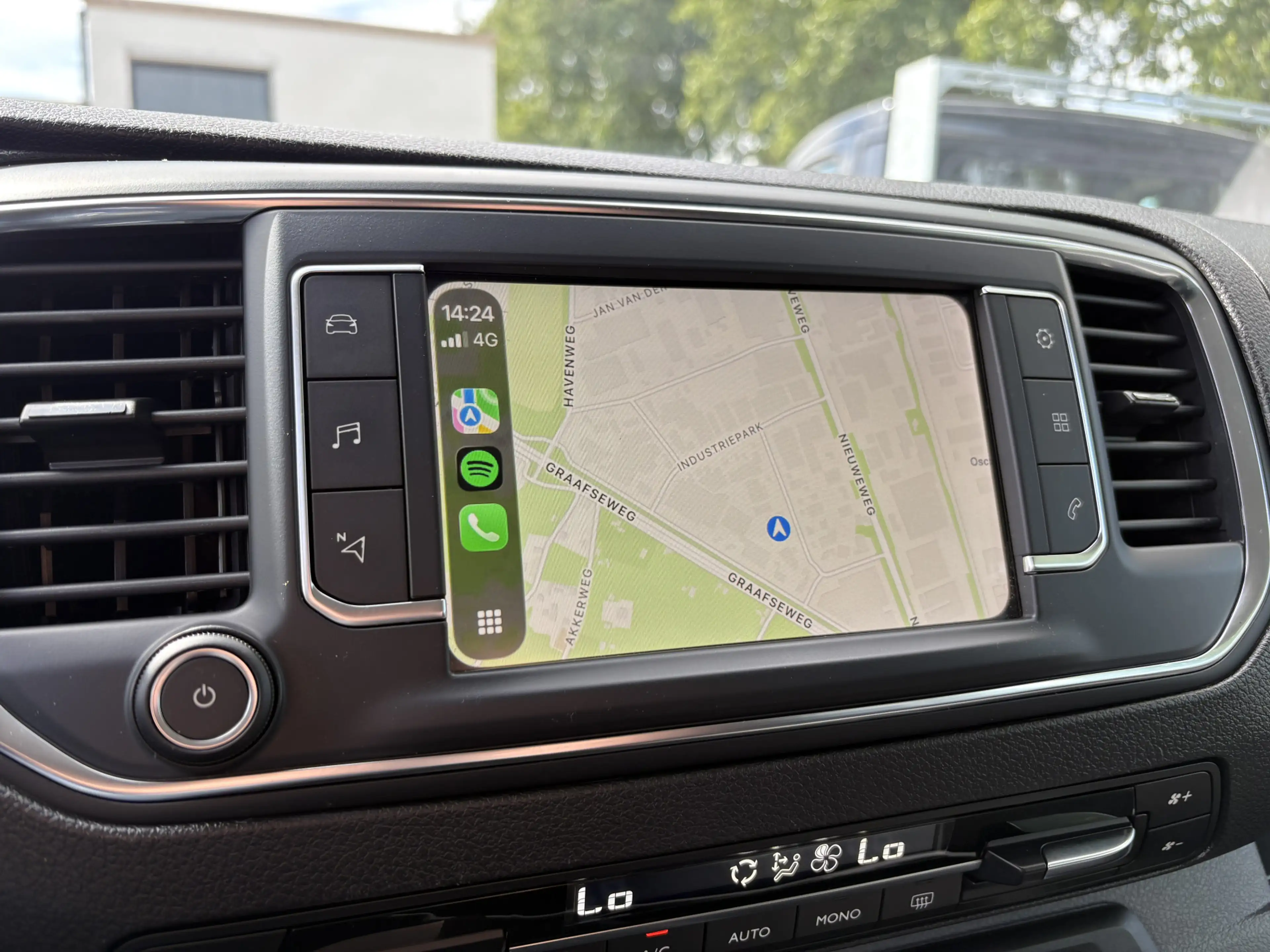 Peugeot Expert 2.0 BlueHDI 180 Long Asphalt DC Adapt. Cruise, Nav — photo 30
