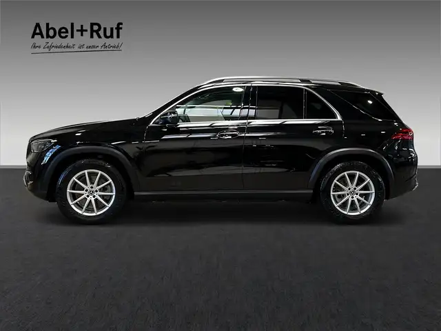 Mercedes-Benz 450 view 5