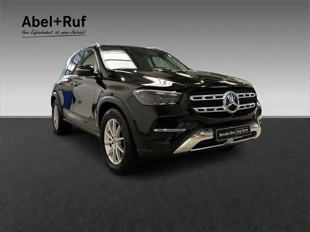 Mercedes-Benz 450 view 6