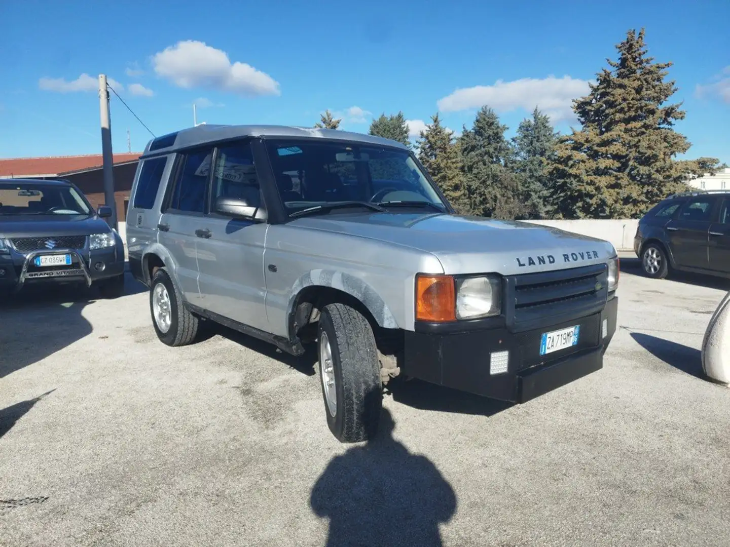 Land Rover Discovery 5p 2.5 TDi Automatico Autocarro N1 Silber - 2