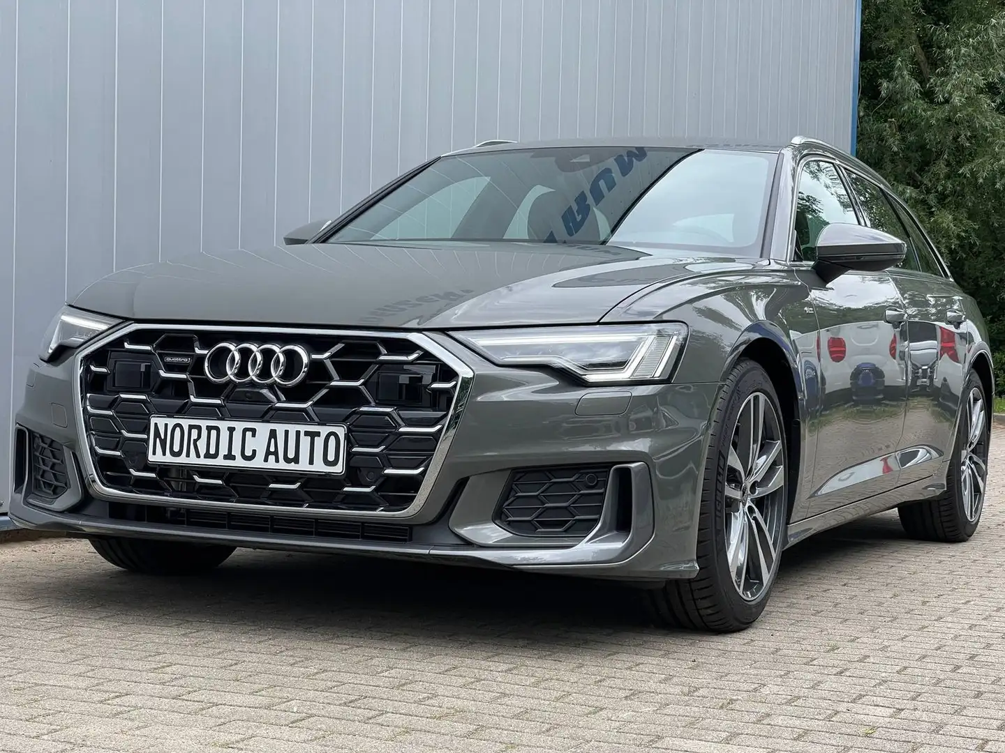 Audi A6 40 TDI quattro S line+Matrix+Cockpit+Kamera+StandH Gris - 1