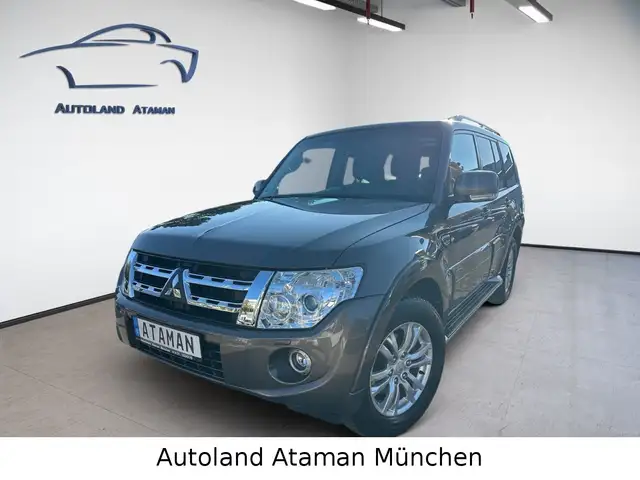 Mitsubishi Pajero 3.2 DI-D *Instyle* Auto. 7-Sitz/Pano/Lede