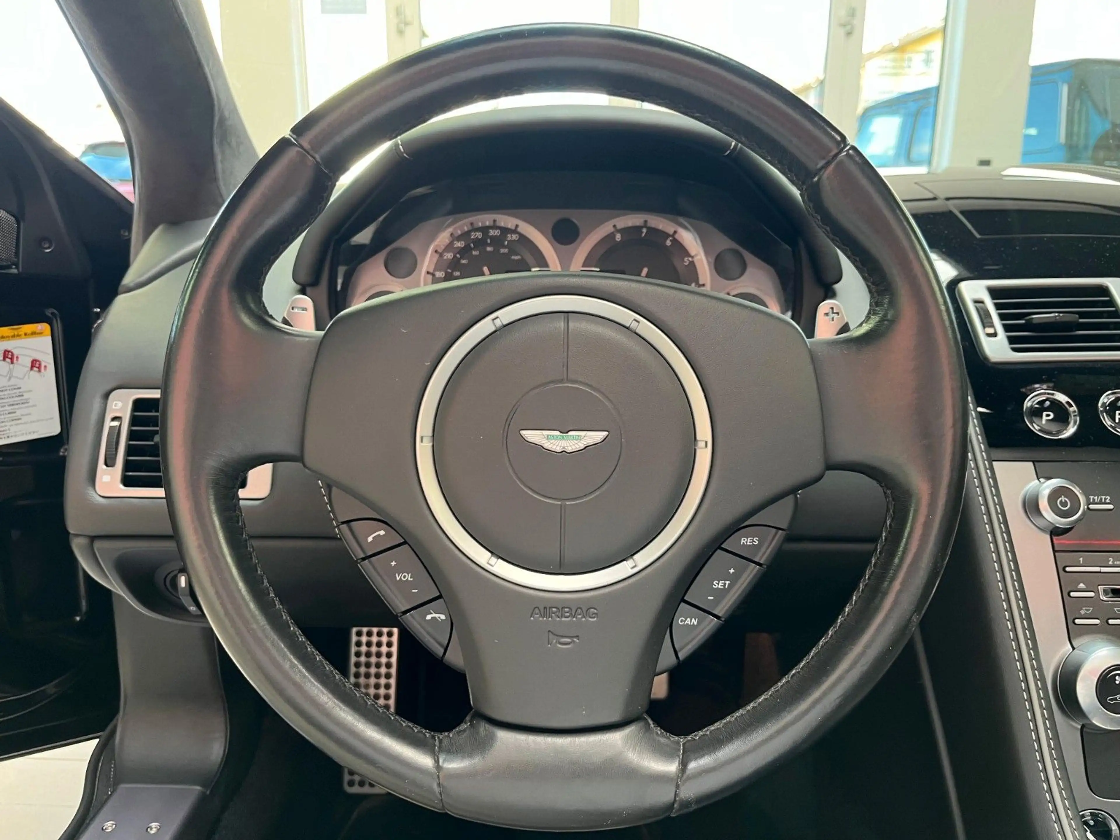 Aston Martin DB9 / Virage Volante V12*Carbon-Ceramic-Brakes* — photo 15