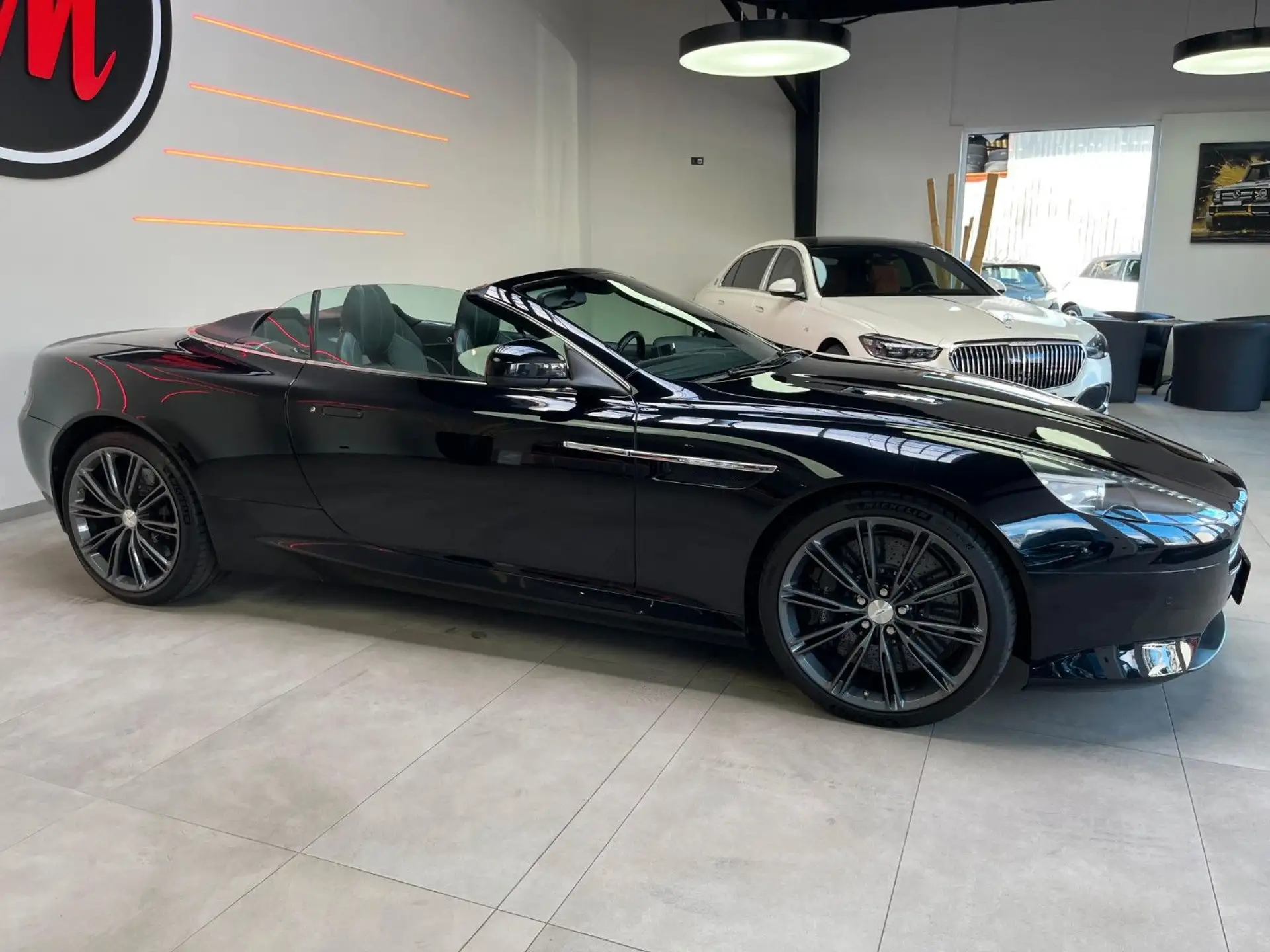 애스턴마틴 DB9 Volante 2012 검정 사진 6