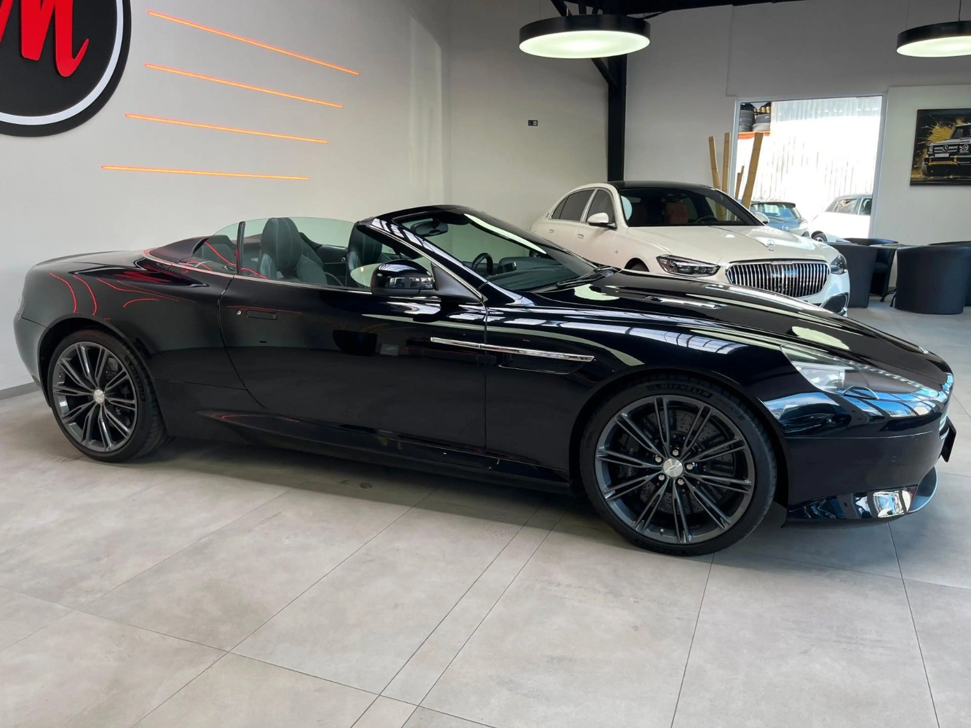 Aston Martin DB9 / Virage Volante V12*Carbon-Ceramic-Brakes* — photo 6