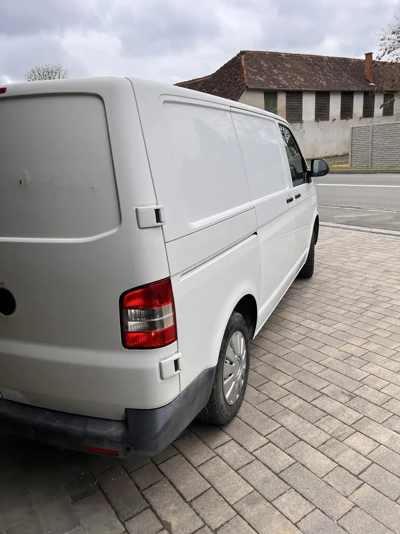 Volkswagen T5 Transporter - 2