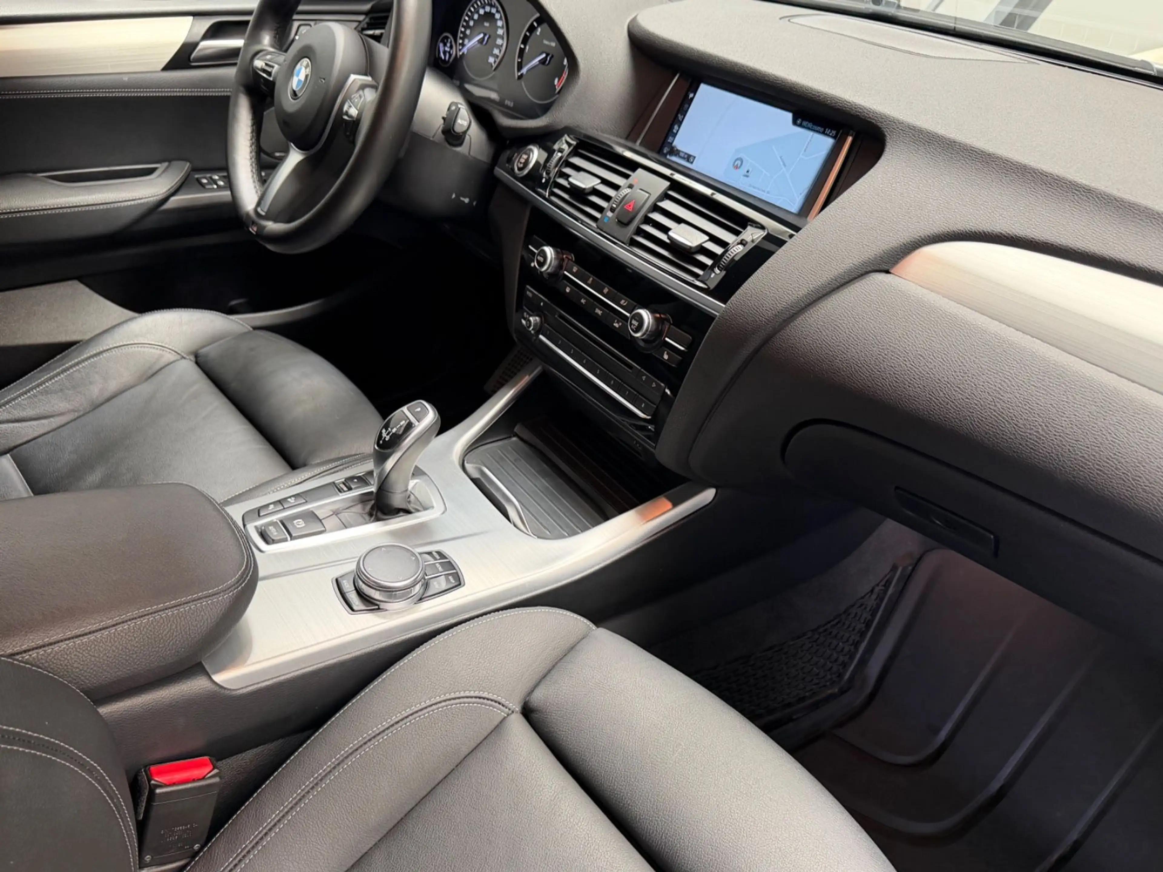 BMW X4 xDrive 30 d M Sport/HUD/Standheiz./KeyLess — photo 11