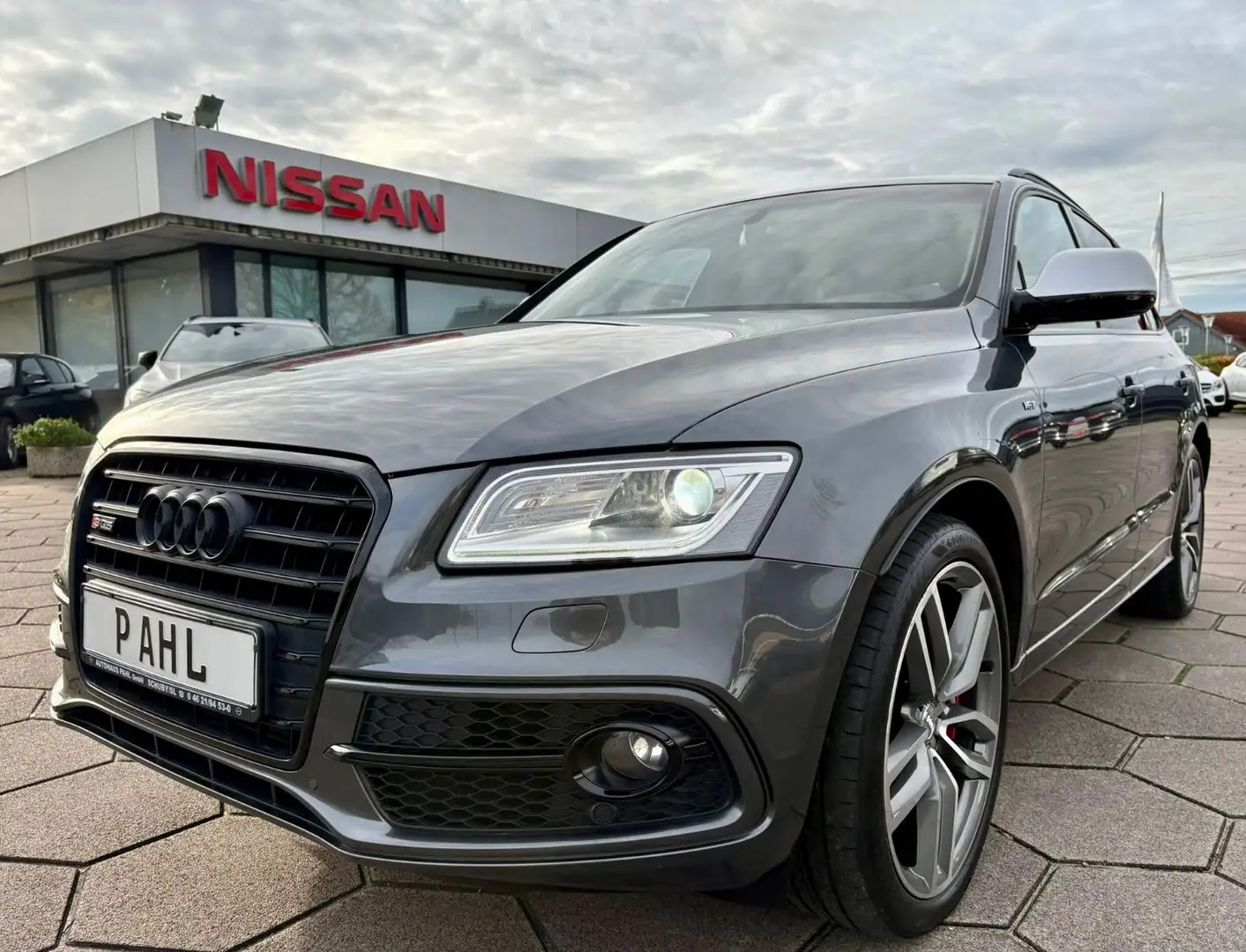 Audi SQ5 3.0 TDI competition quattro MEMORY PANO B&O Grau - 1