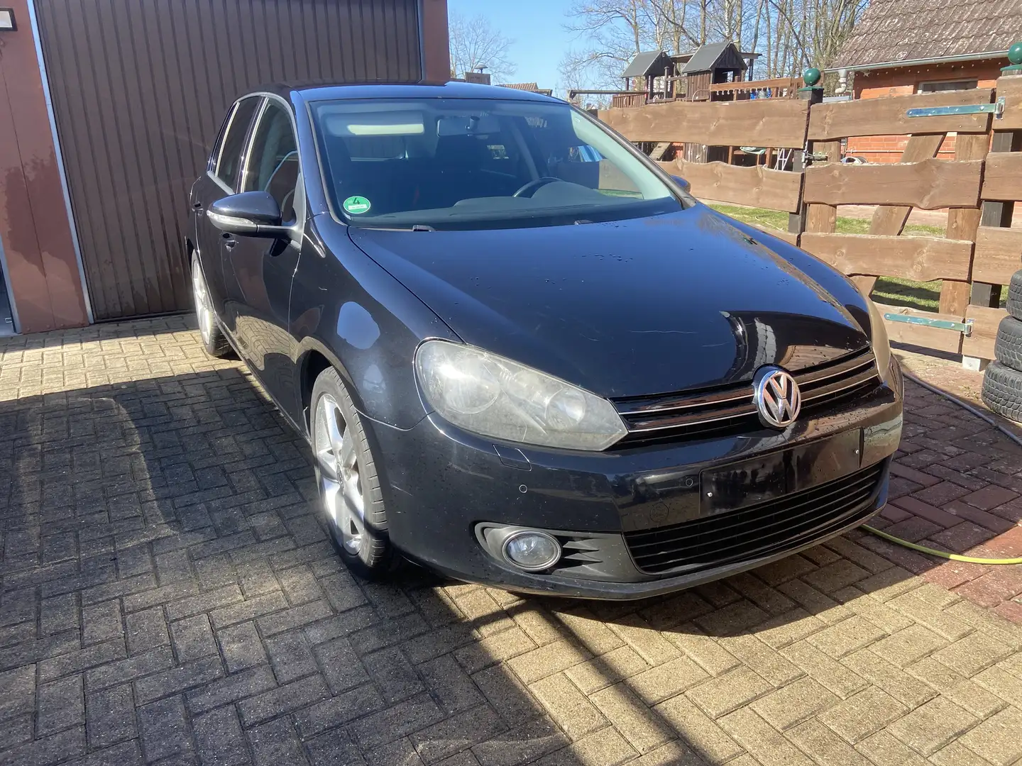 Volkswagen Golf 1.2 tsi neuer Turbo Schwarz - 1