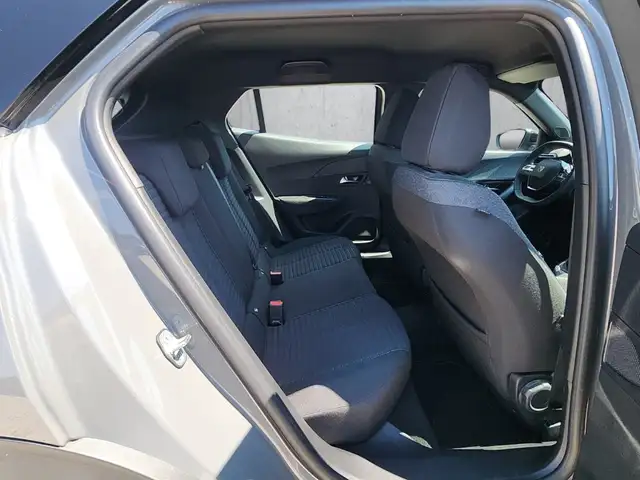 Peugeot 2008 view 14