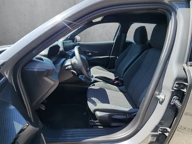 Peugeot 2008 view 9