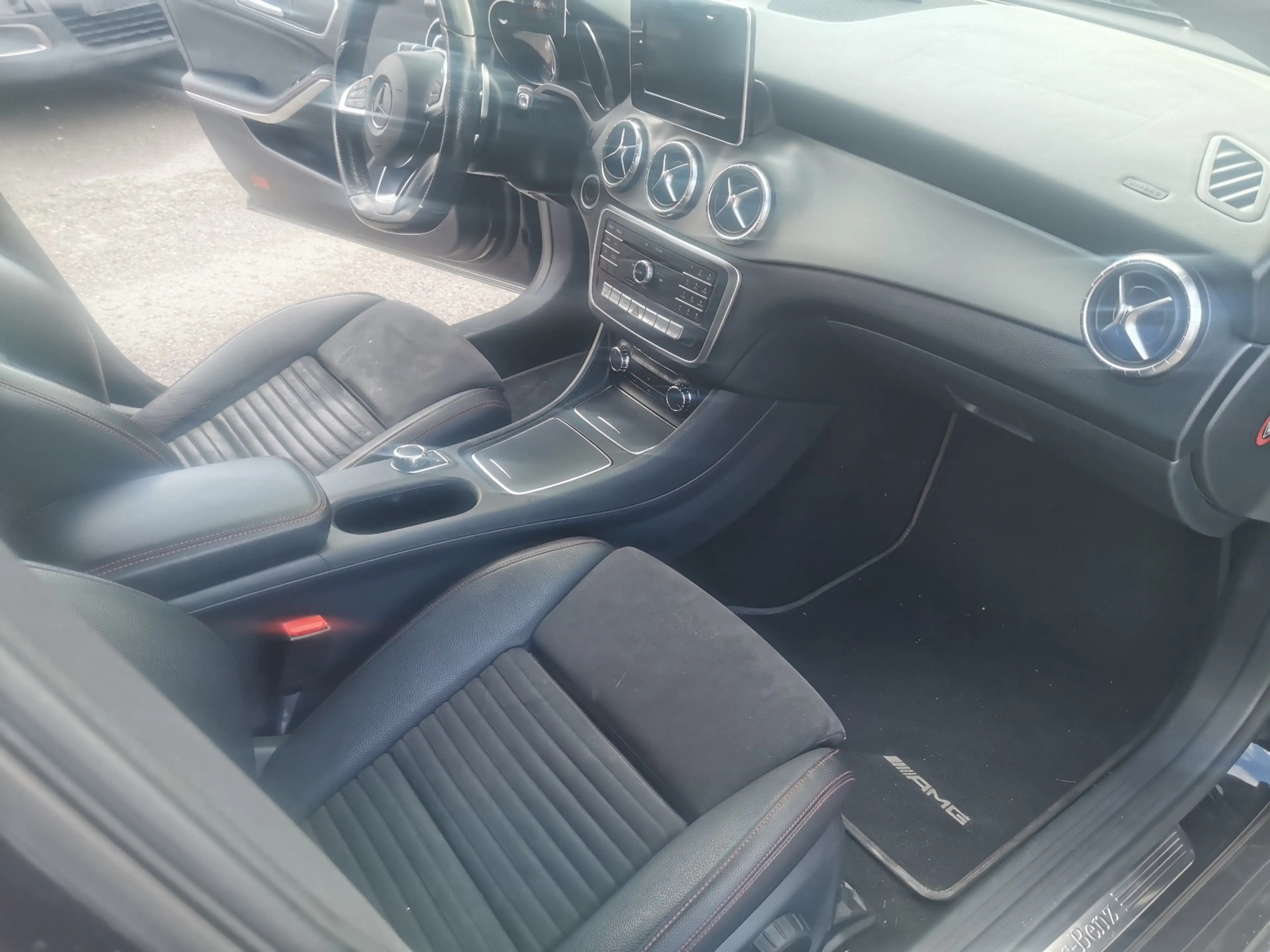 Mercedes-Benz CLA 200 CLA 200 CDI / AMG — photo 10