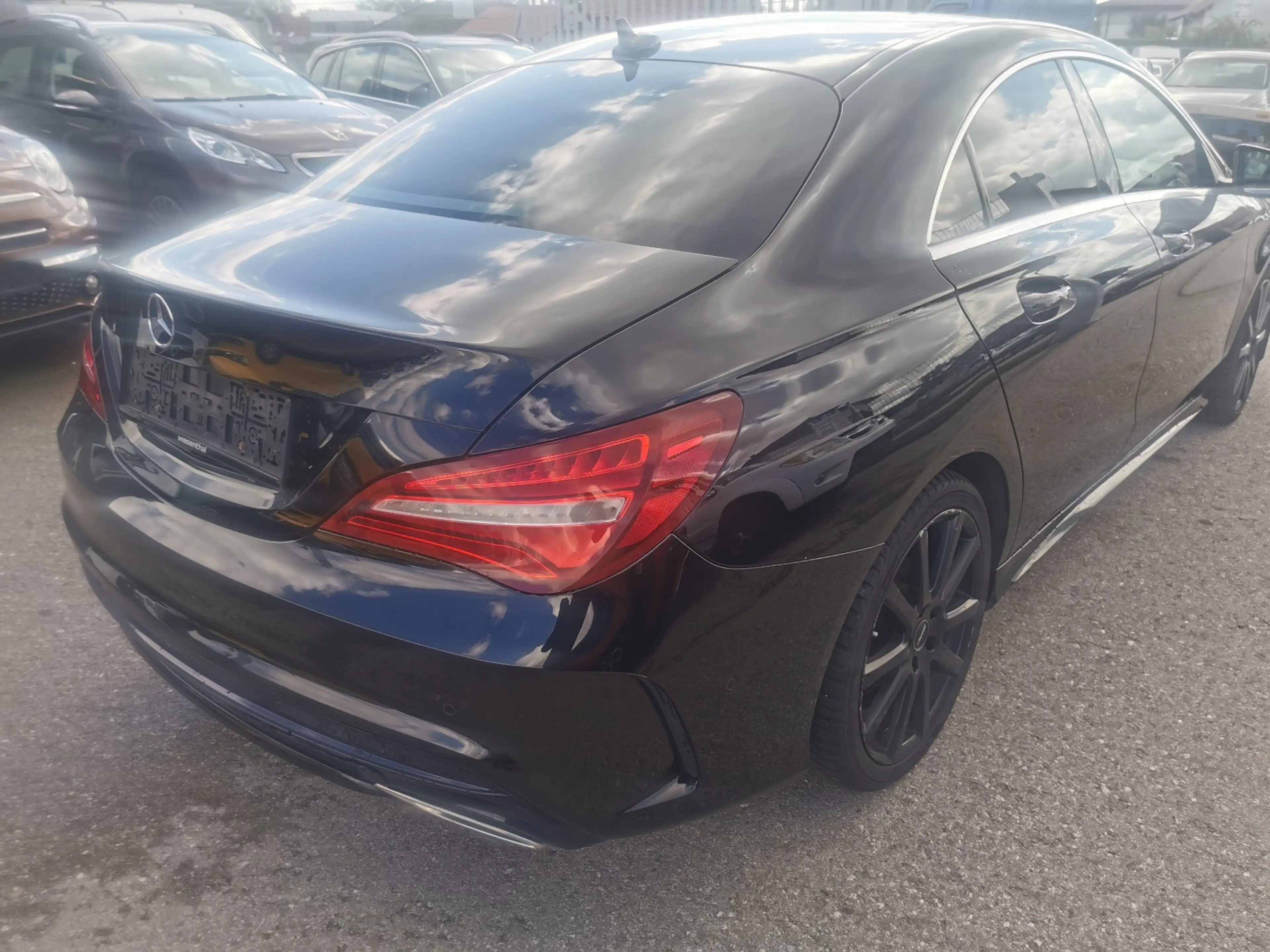 Mercedes-Benz CLA 200 CLA 200 CDI / AMG — photo 4