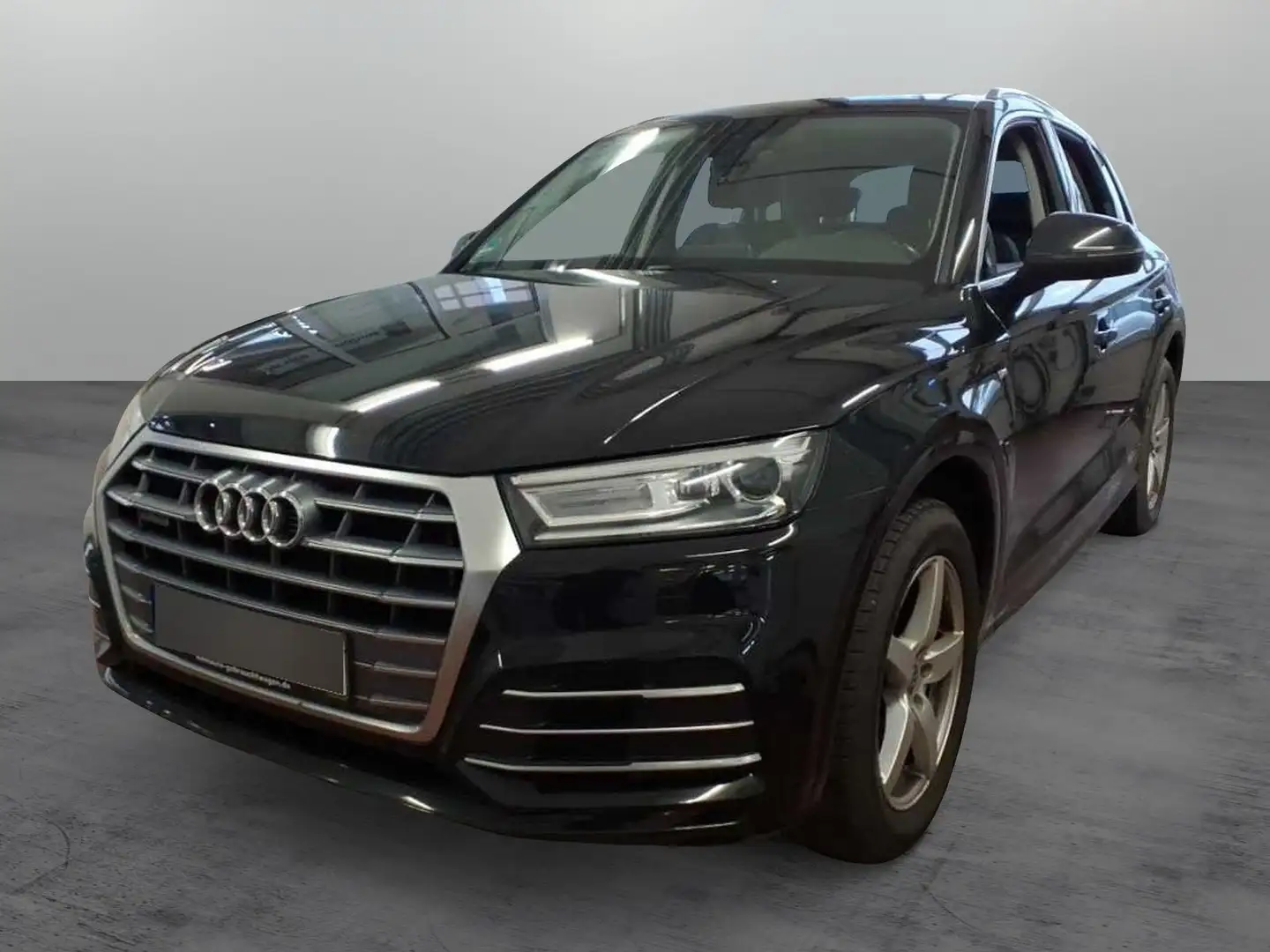 Audi Q5 50TFSIe quattro S-tronic/ MMI-Navi+, Air, AHK Schwarz - 2