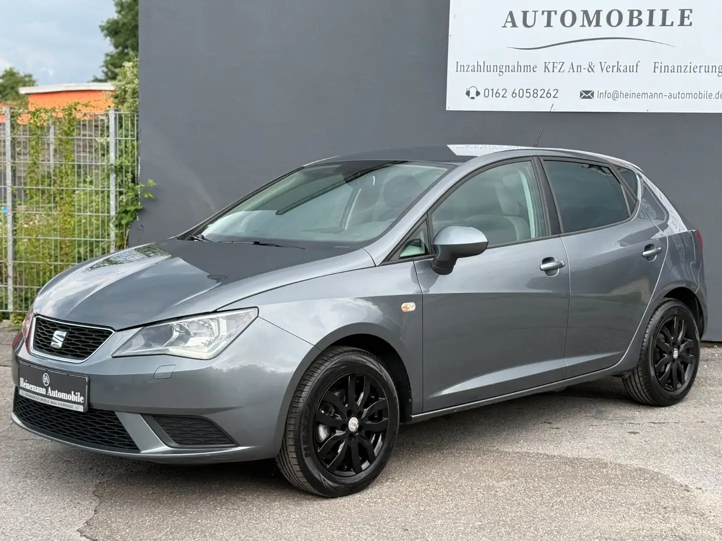 SEAT Ibiza 1.2 TSI Style *LED*KLIMAAUT*SHZG*ALU*PDC* Gris - 2