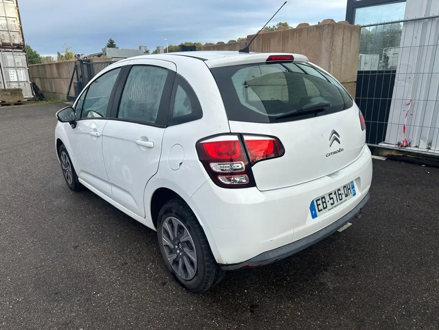 Citroen C3 BlueHDi 75 Confort Blanc - 2