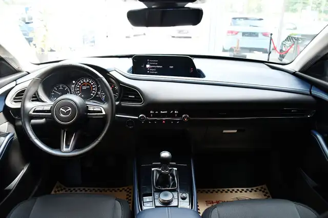 Mazda CX-30 view 11