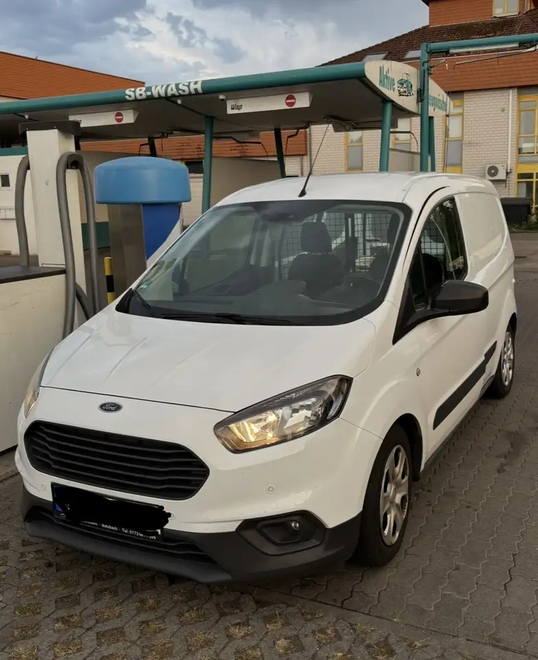 Ford Transit Courier