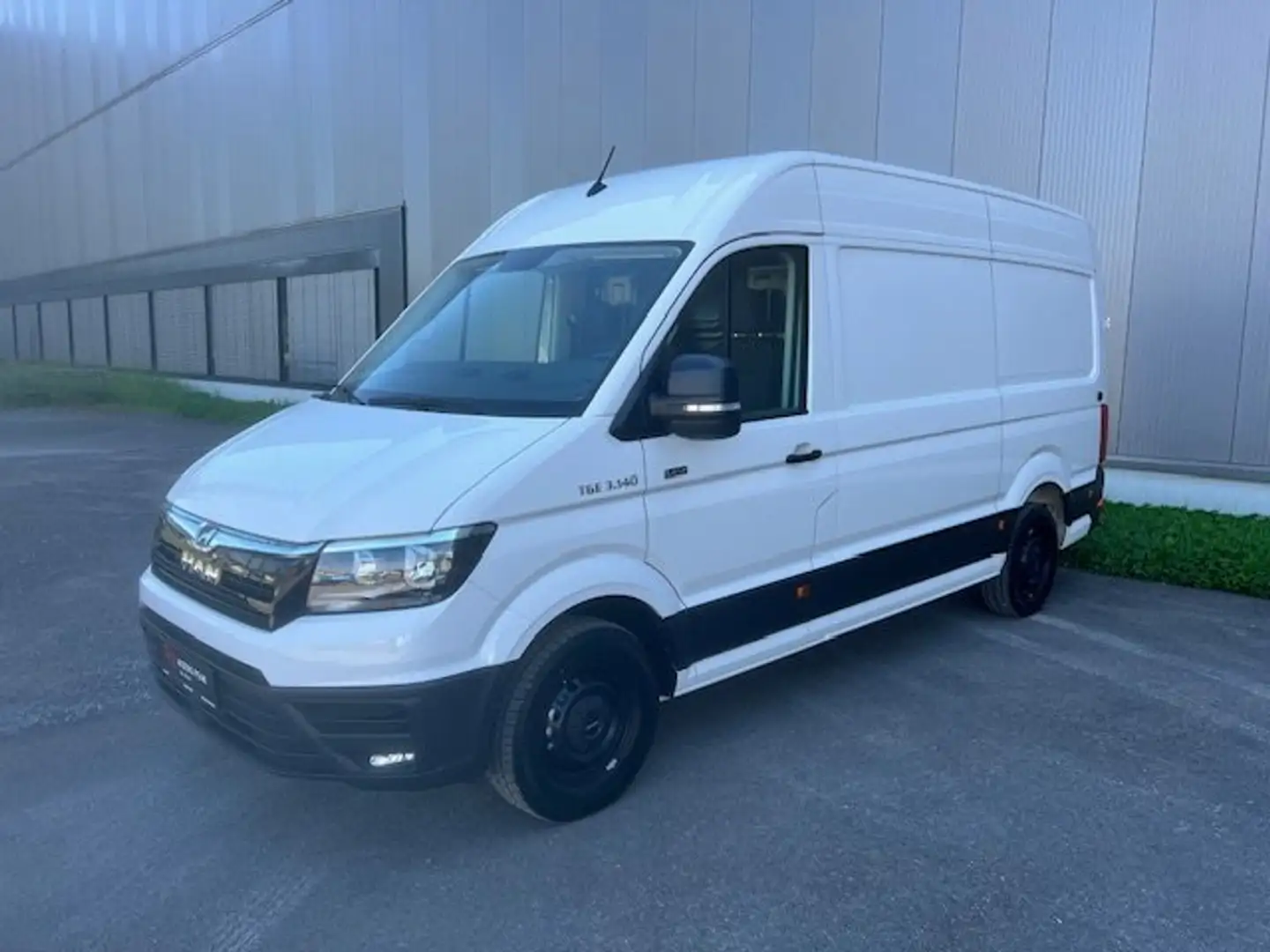 MAN TGE 3.180/180PS Kasten L3H3 4x4 "SOFORT VERFÜGBAR" Weiß - 1