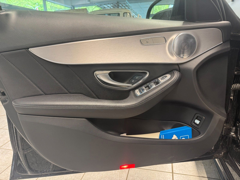 Mercedes-Benz C 250 BlueTec / d 4Matic AMG Kam LED — photo 7