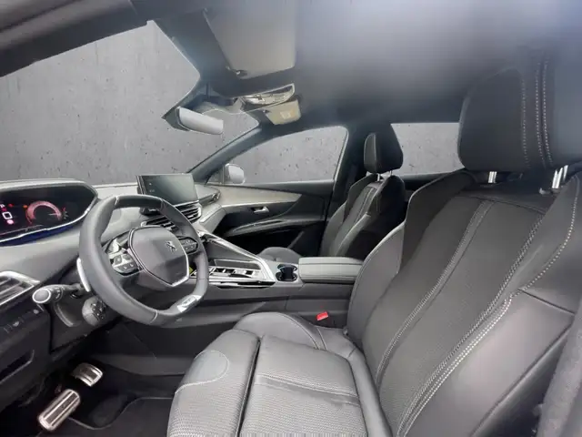 Peugeot 3008 view 9