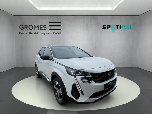 Peugeot 3008 main image