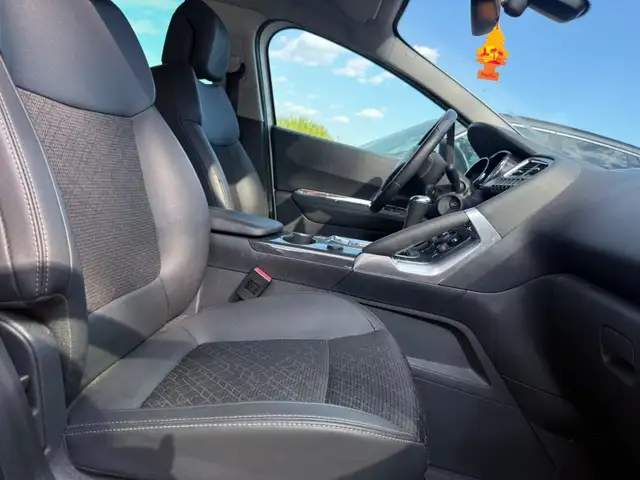 Peugeot 3008 view 14