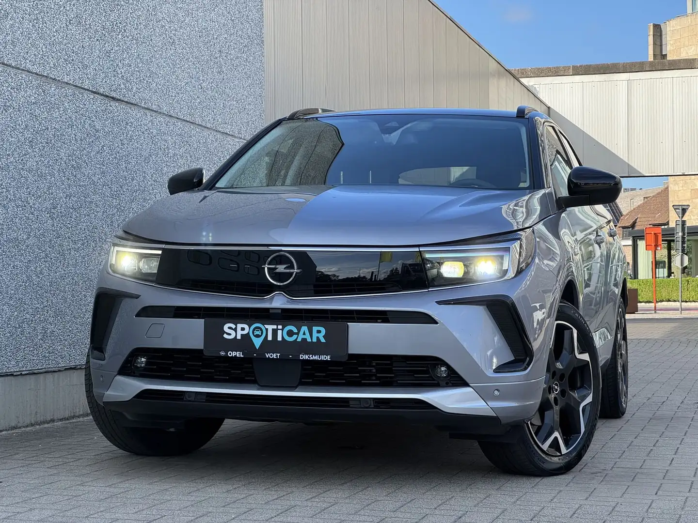 Opel Grandland 1.2T 130PK AUT. ULTIMATE GPS/LEDMATRIX/CAMERA/PAR Grigio - 1