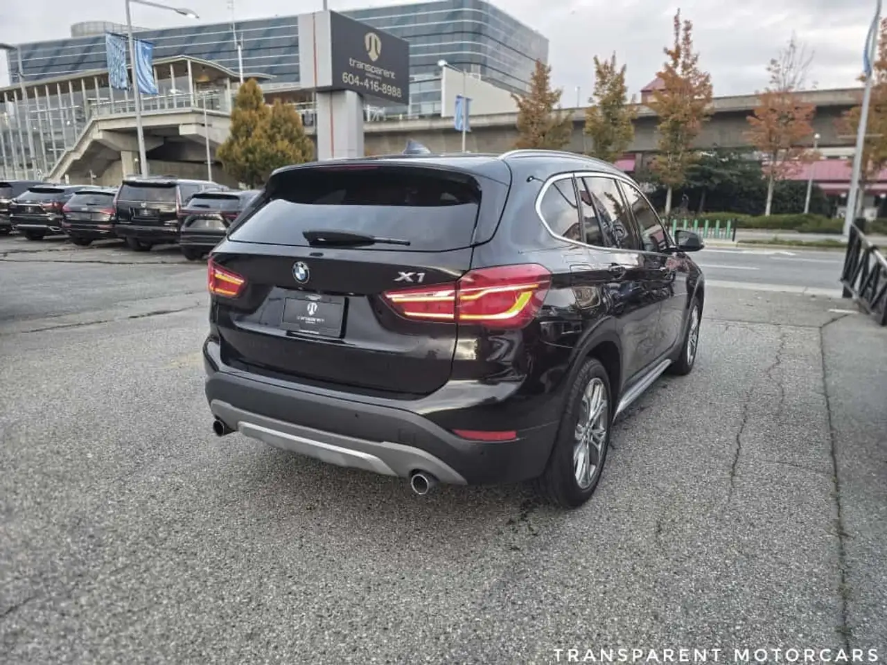 BMW X1 снимка BMW X1