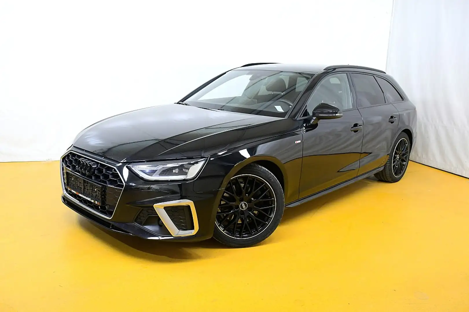 Audi A4 Avant 30 TDI S-line S-tronic Negro - 1