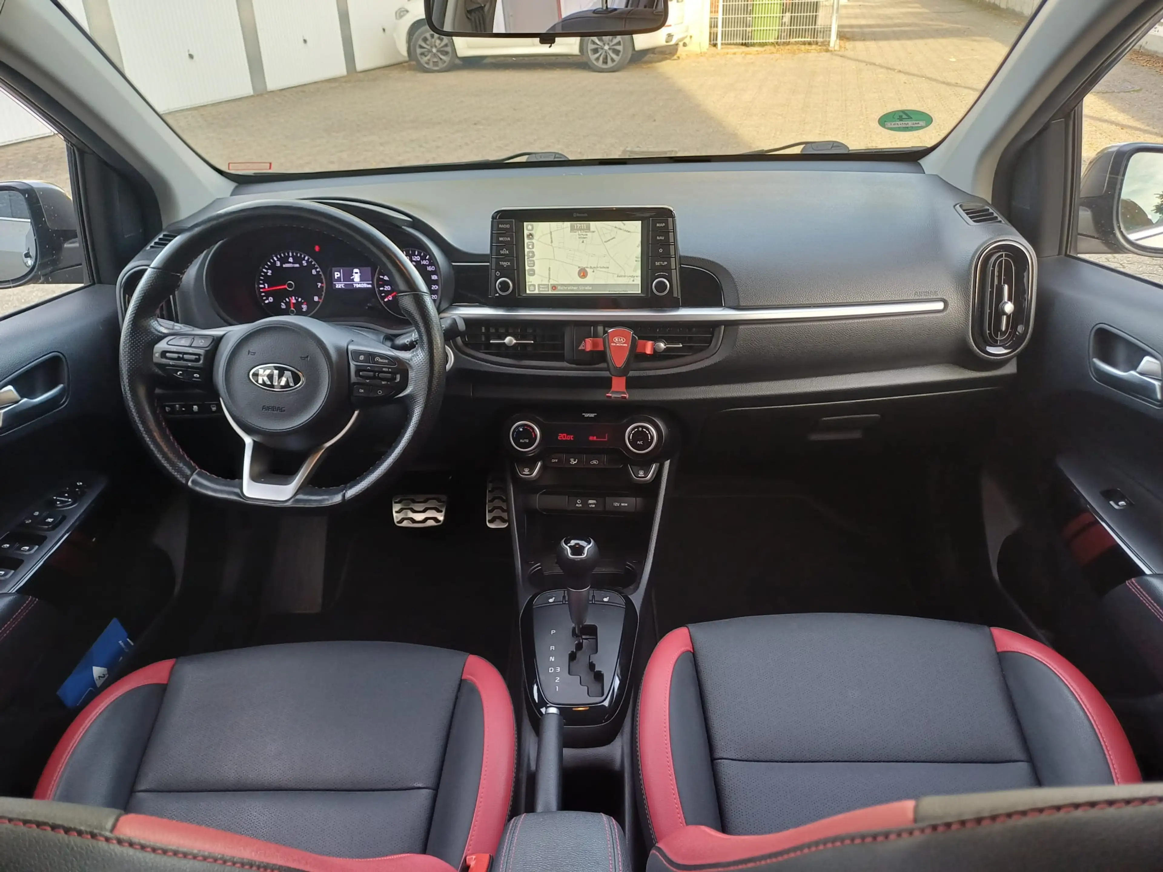 Kia Picanto GT-Line — photo 9