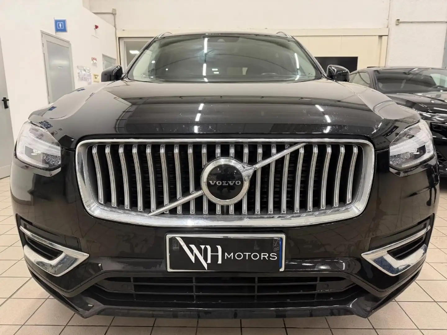 Volvo XC90 B5 (d) AWD Geartronic Momentum//SERVICE VOLVO// Black - 2