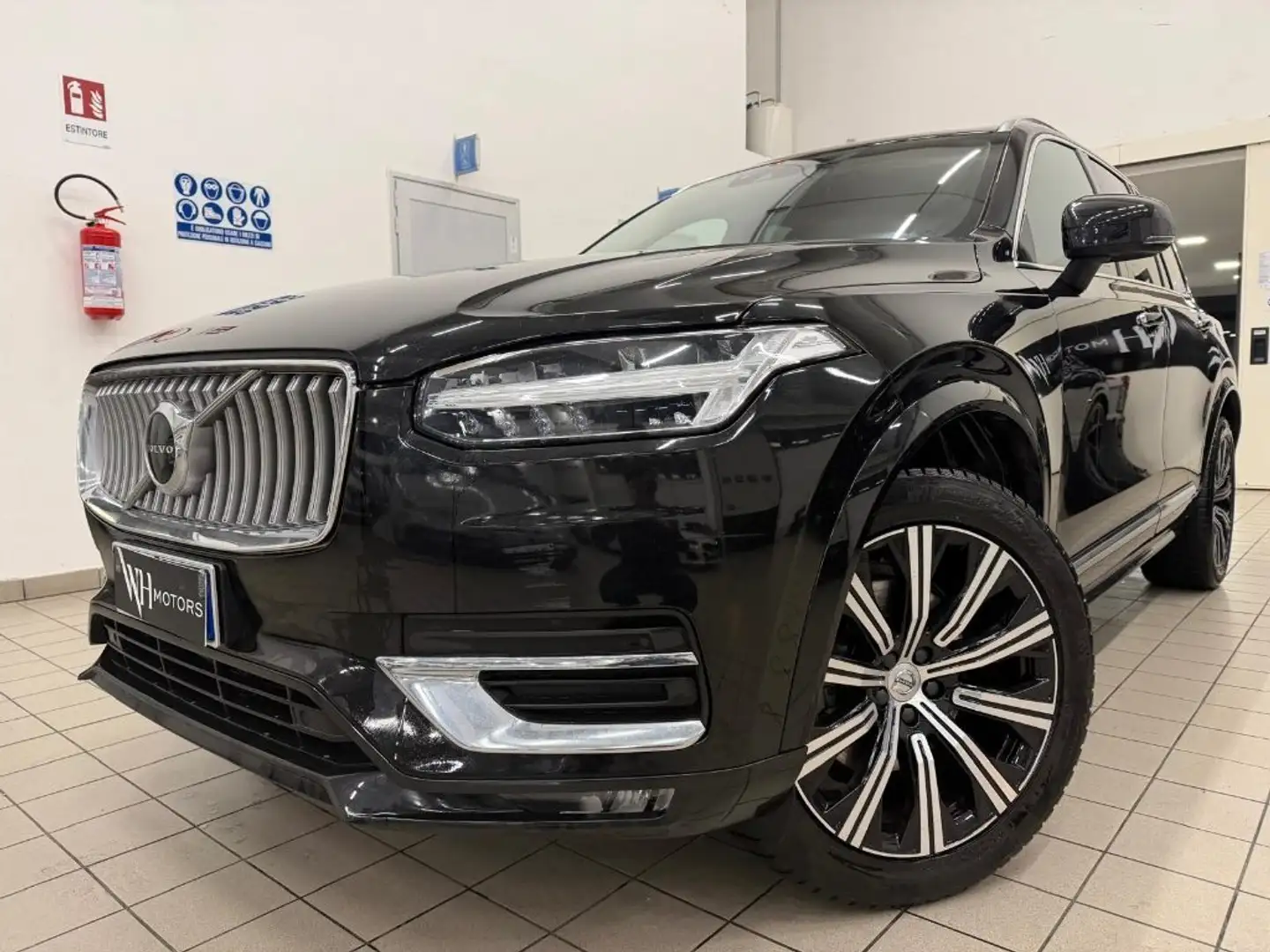 Volvo XC90 B5 (d) AWD Geartronic Momentum//SERVICE VOLVO// Black - 1