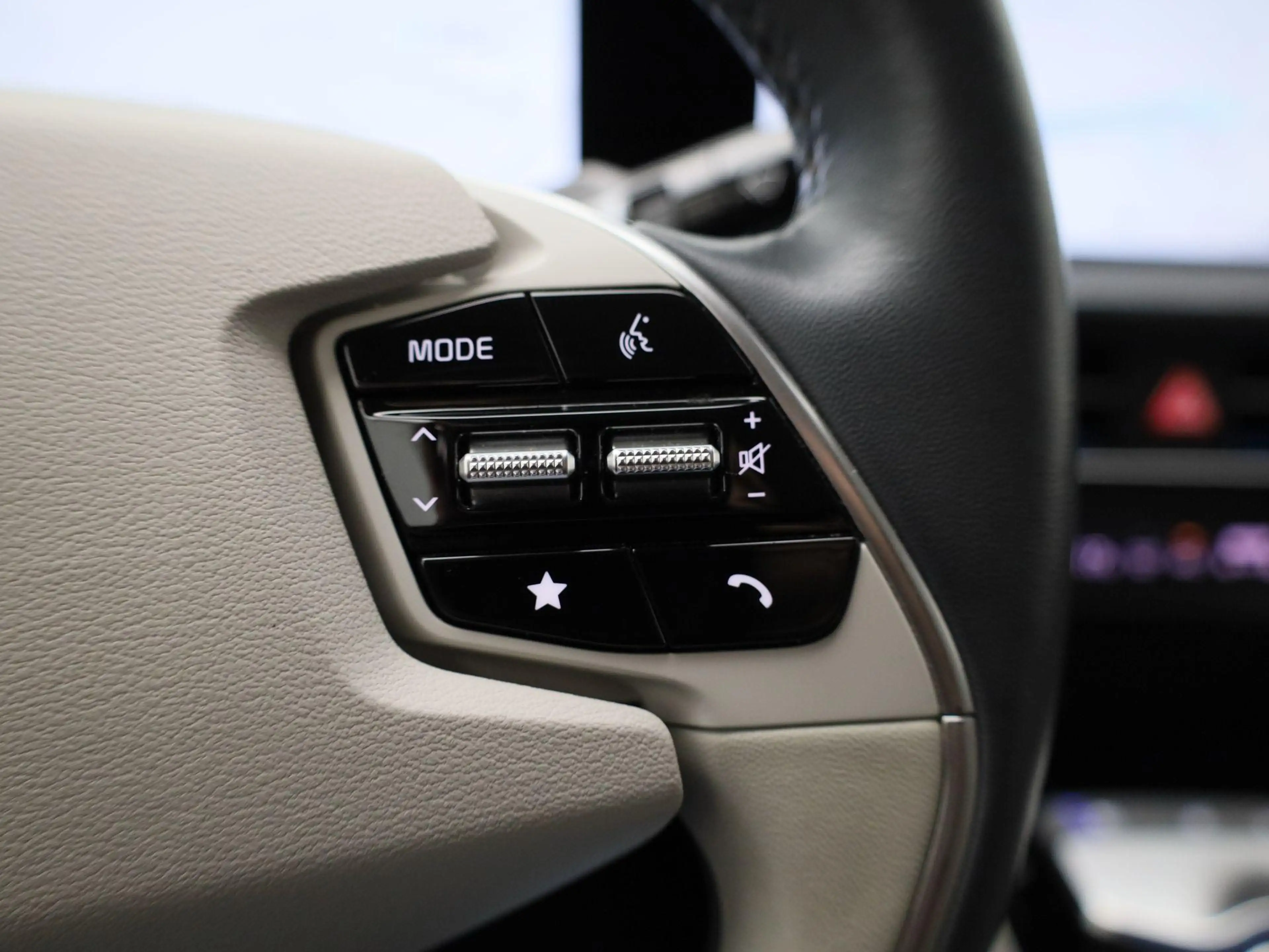 Kia EV6 BEV 77,4 kWH Pace HEAD-UP DISPLAY | MERIDIAN | ZET — photo 18