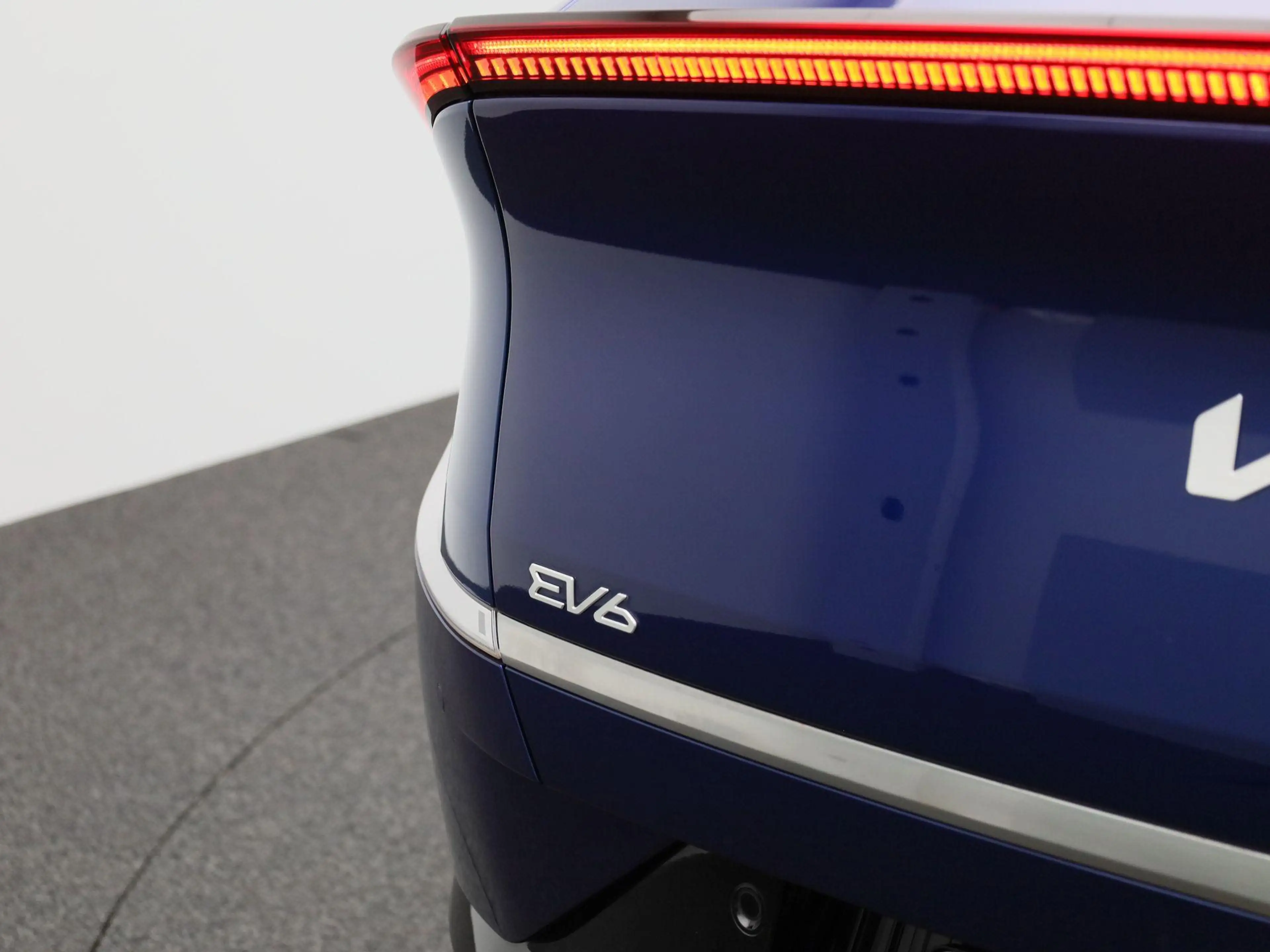 Kia EV6 BEV 77,4 kWH Pace HEAD-UP DISPLAY | MERIDIAN | ZET — photo 45