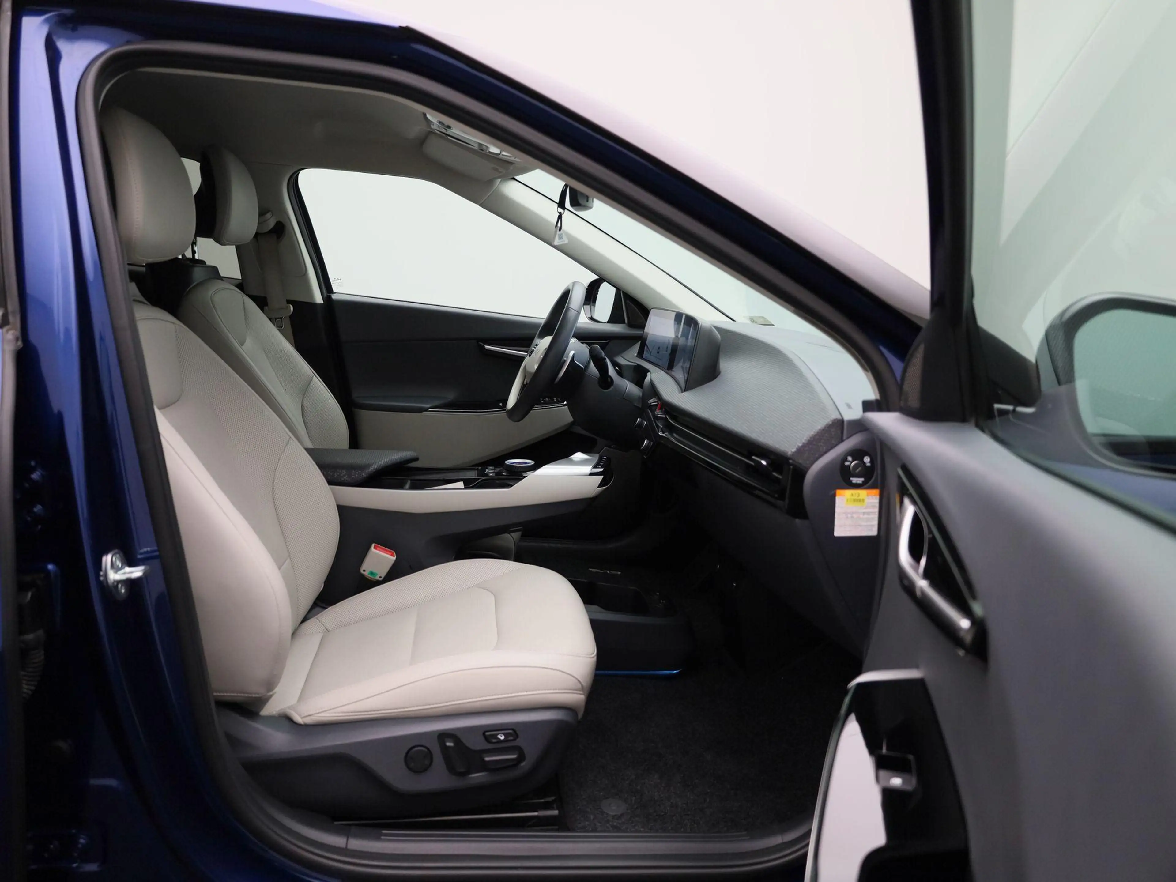 Kia EV6 BEV 77,4 kWH Pace HEAD-UP DISPLAY | MERIDIAN | ZET — photo 38